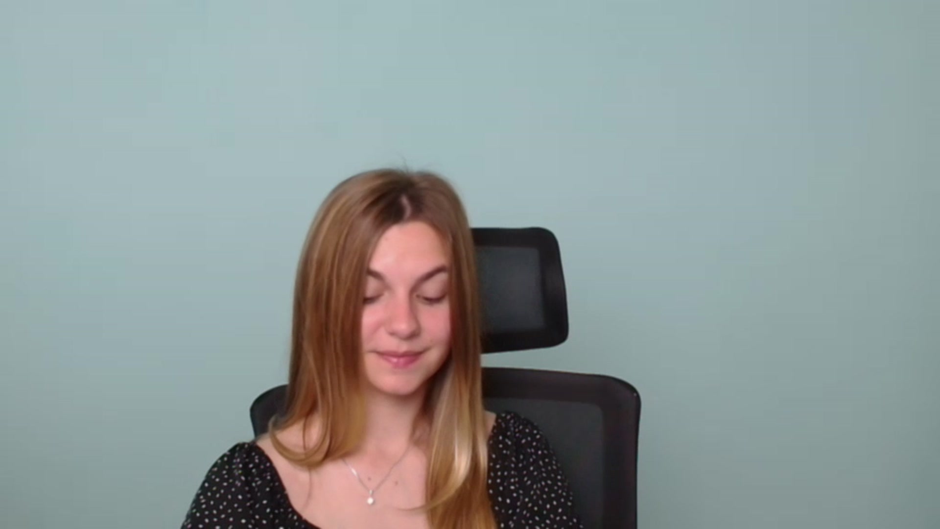 Gallery image thumbnail from Missi_More's myfreecams stream on, 07/17/2023, 08:26 image 11 of 20