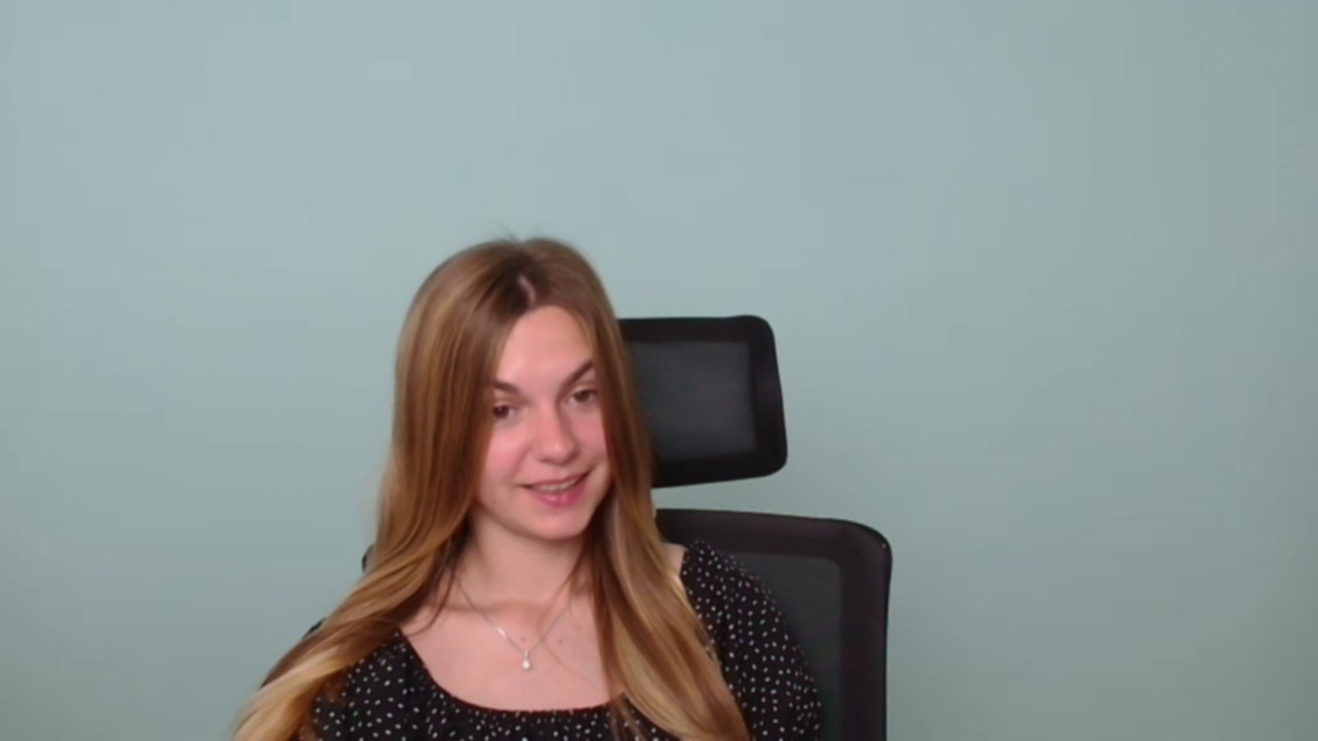 Gallery image thumbnail from Missi_More's myfreecams stream on, 07/17/2023, 08:26 image 15 of 20