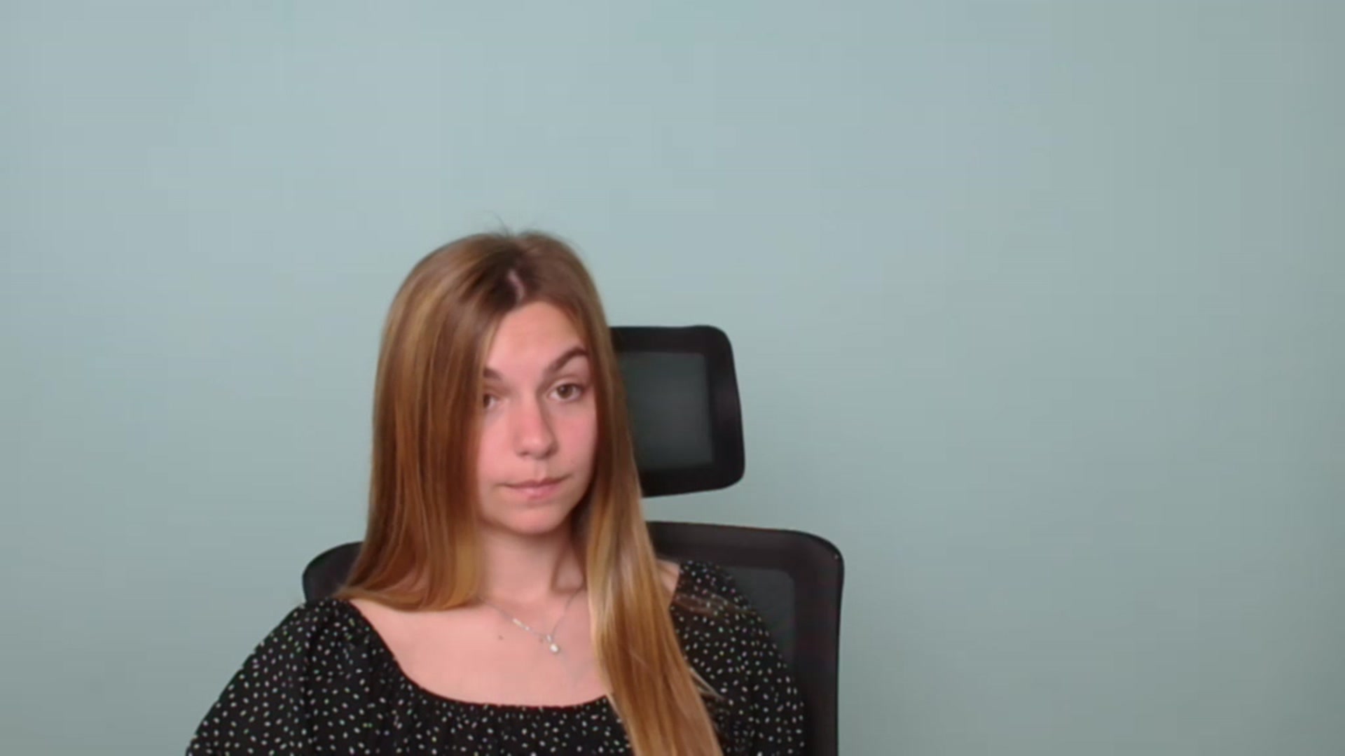 Gallery image thumbnail from Missi_More's myfreecams stream on, 07/17/2023, 08:26 image 7 of 20
