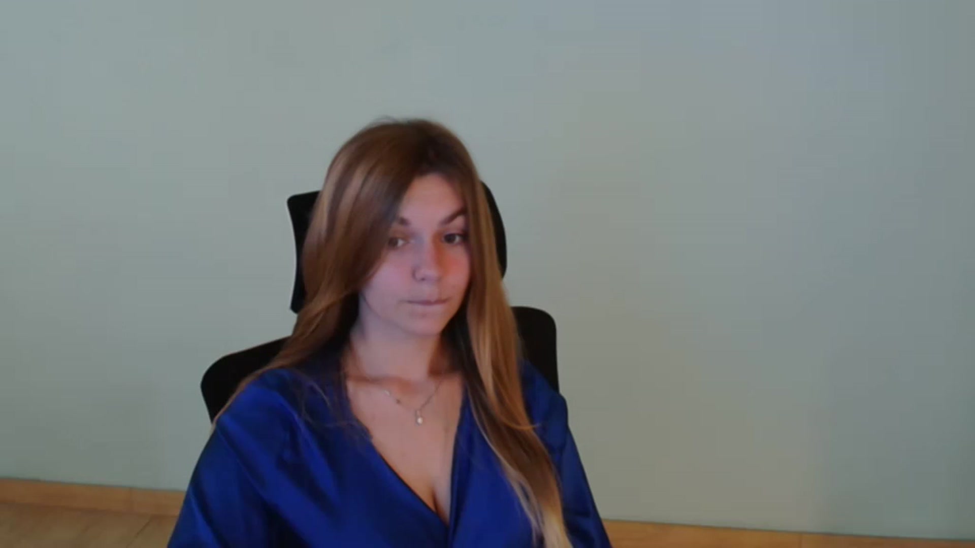 Gallery image thumbnail from Missi_More's myfreecams stream on, 07/18/2023, 06:39 image 14 of 20