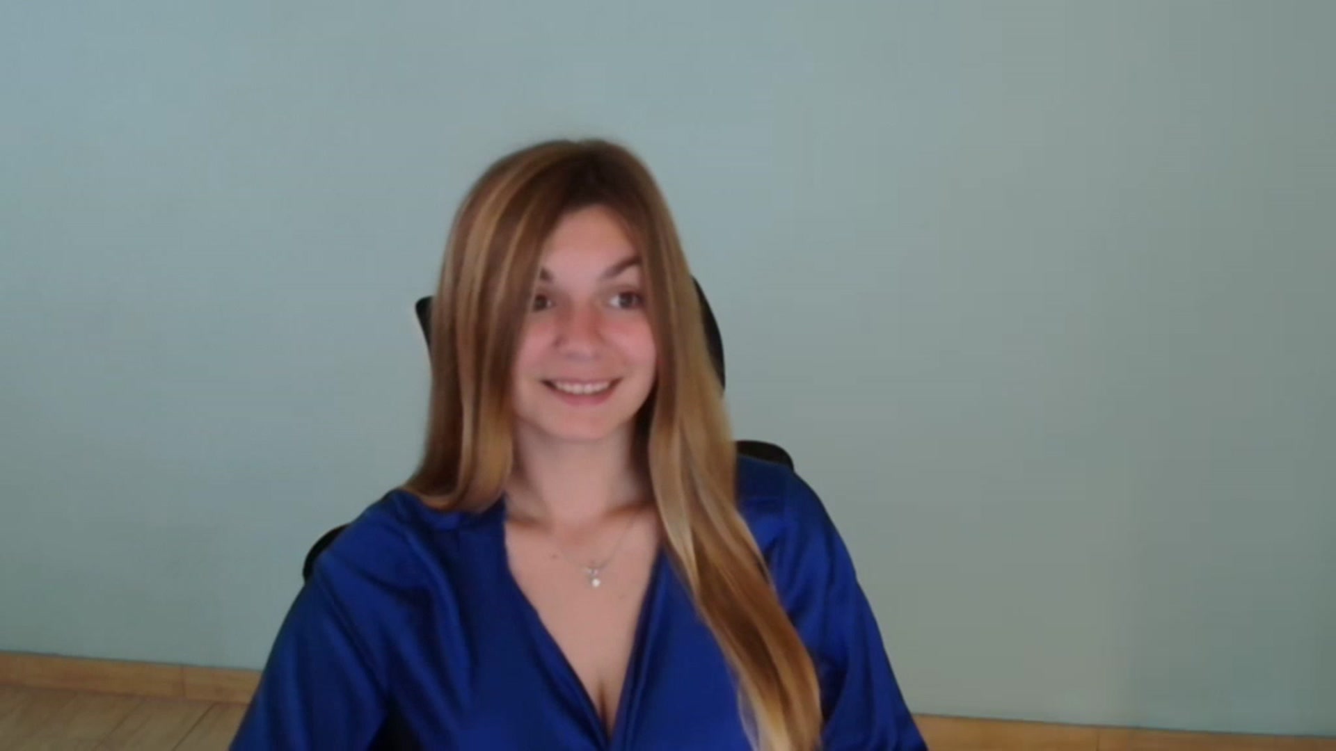 Gallery image thumbnail from Missi_More's myfreecams stream on, 07/18/2023, 08:10 image 12 of 20