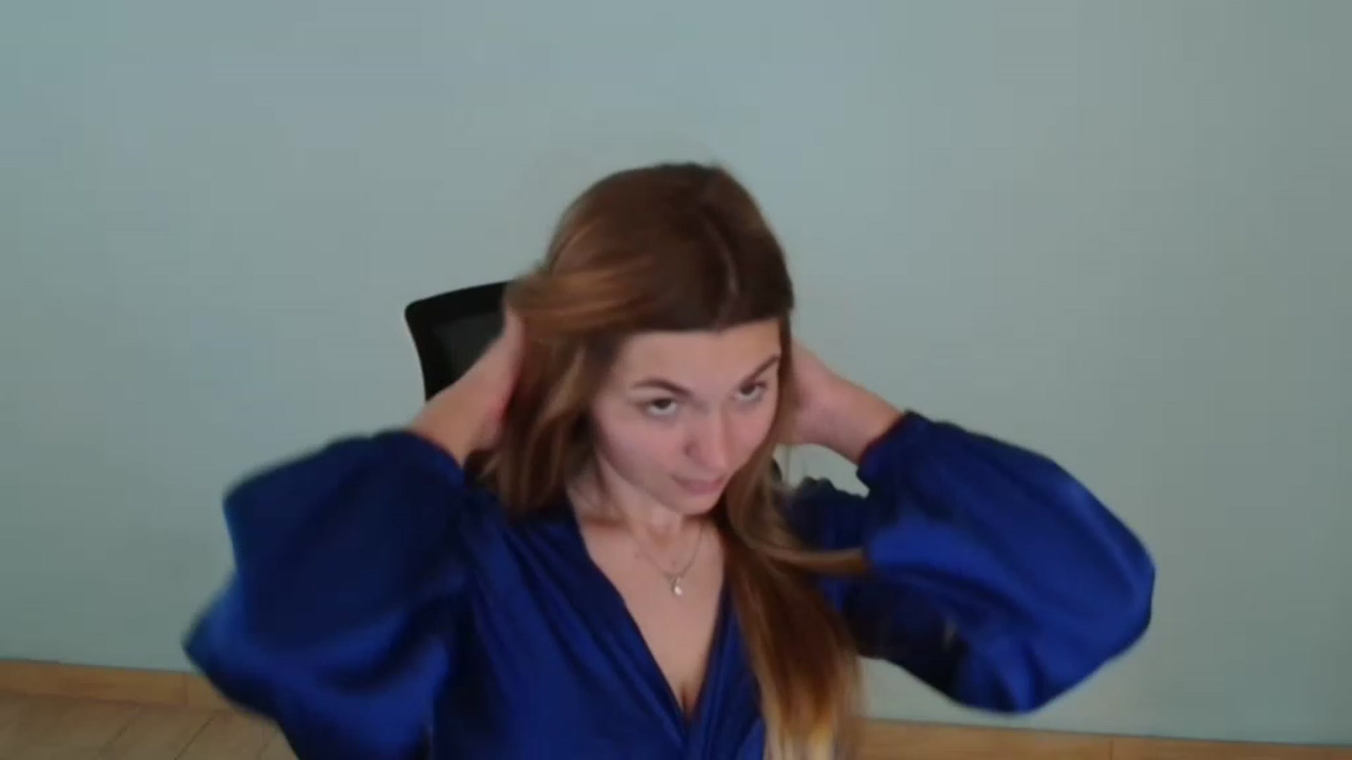 Gallery image thumbnail from Missi_More's myfreecams stream on, 07/18/2023, 08:10 image 7 of 20