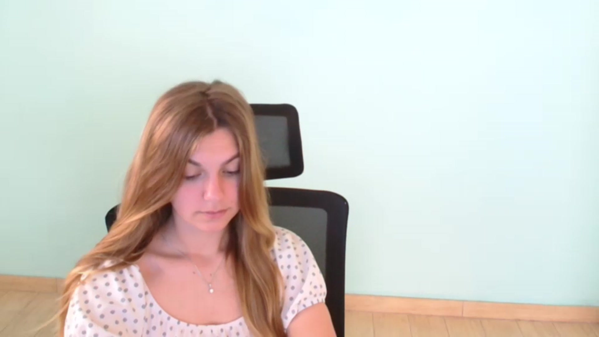 Gallery image thumbnail from Missi_More's myfreecams stream on, 07/19/2023, 07:20 image 13 of 20