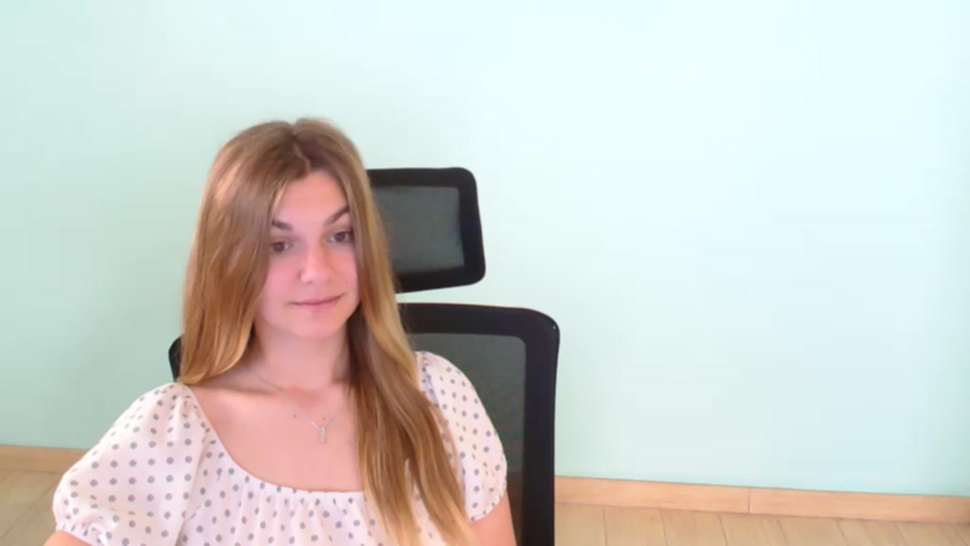 Gallery image thumbnail from Missi_More's myfreecams stream on, 07/19/2023, 07:20 image 15 of 20