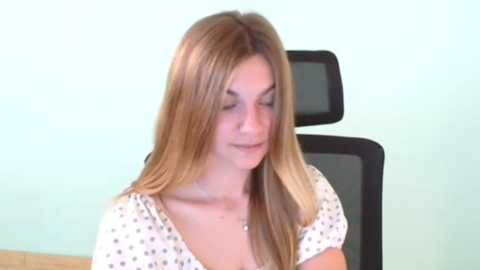 Gallery image thumbnail from Missi_More's myfreecams stream on, 07/21/2023, 07:59 image 11 of 20