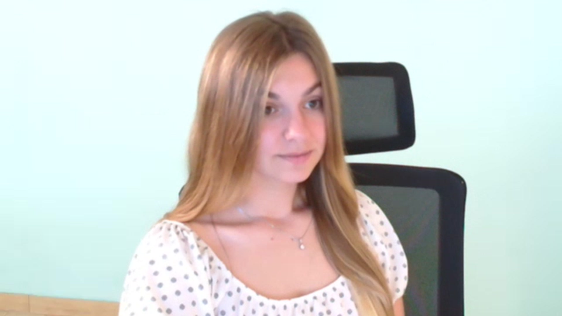 Gallery image thumbnail from Missi_More's myfreecams stream on, 07/21/2023, 07:59 image 13 of 20