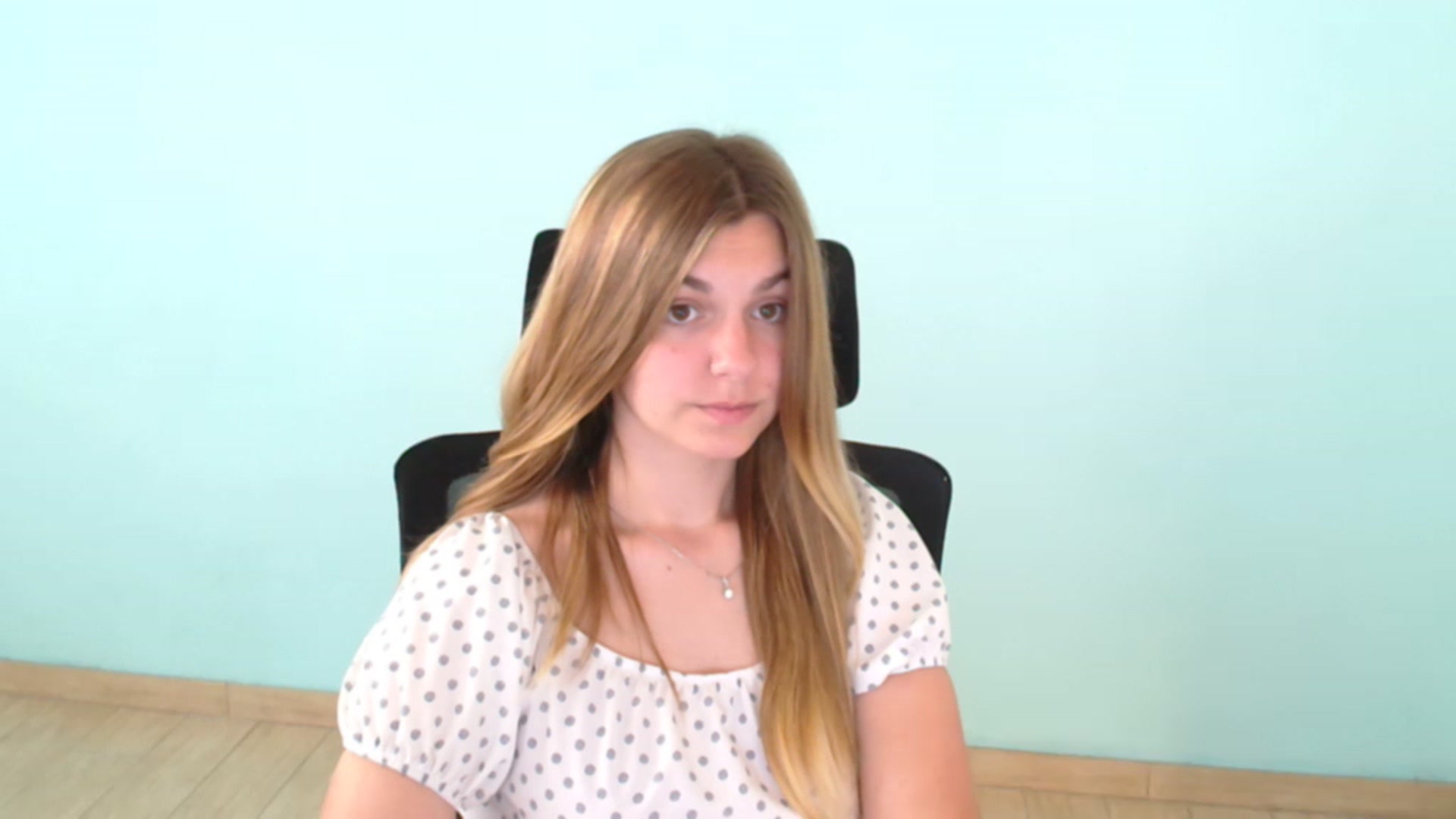 Gallery image thumbnail from Missi_More's myfreecams stream on, 07/21/2023, 10:41 image 10 of 20