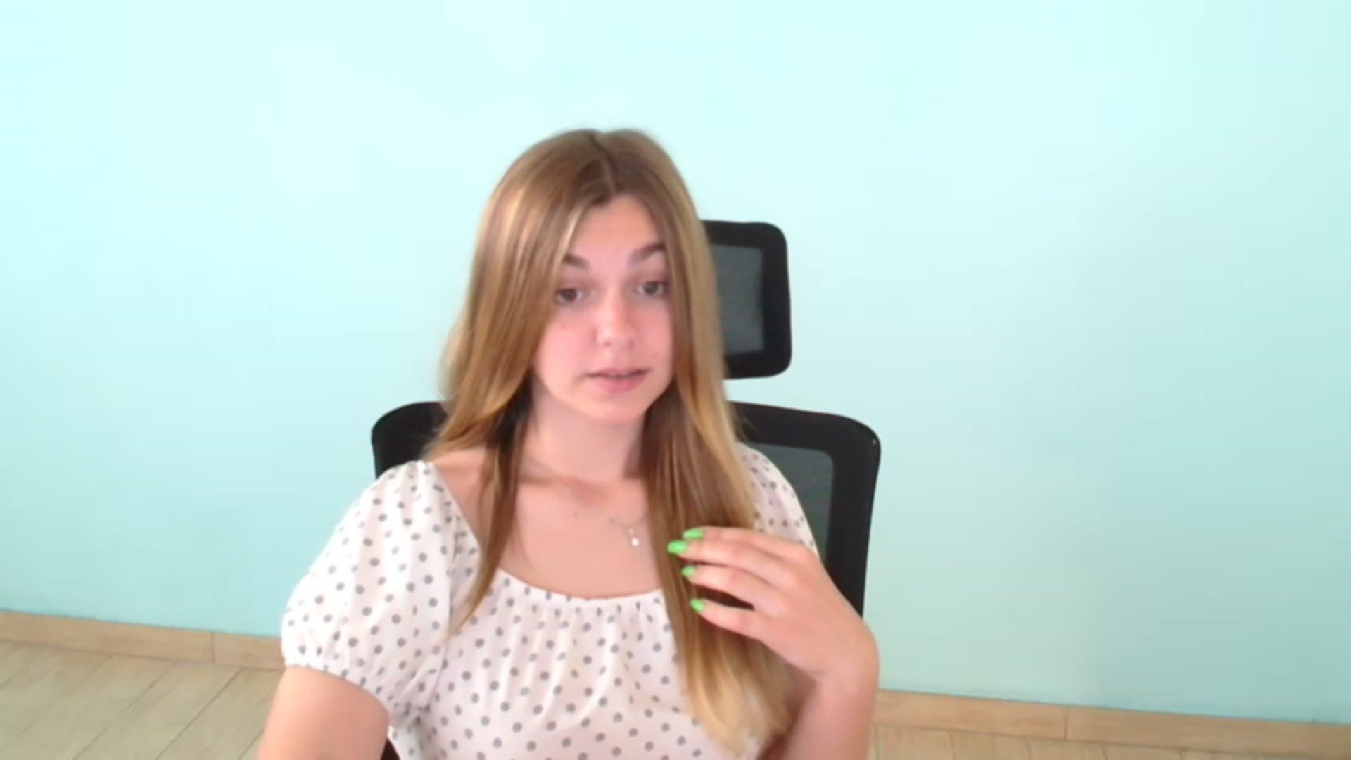 Gallery image thumbnail from Missi_More's myfreecams stream on, 07/21/2023, 10:41 image 8 of 20