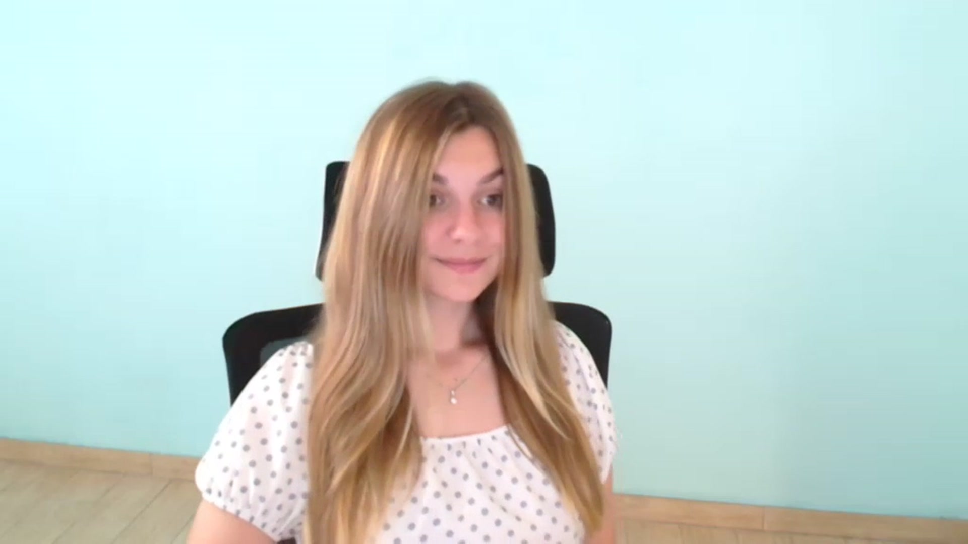 Gallery image thumbnail from Missi_More's myfreecams stream on, 07/21/2023, 10:41 image 4 of 20