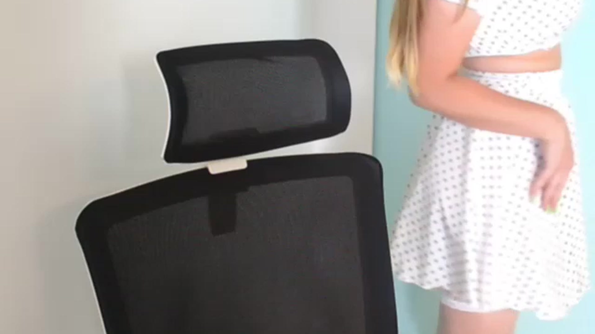 Gallery image thumbnail from Missi_More's myfreecams stream on, 07/23/2023, 01:11 image 15 of 20