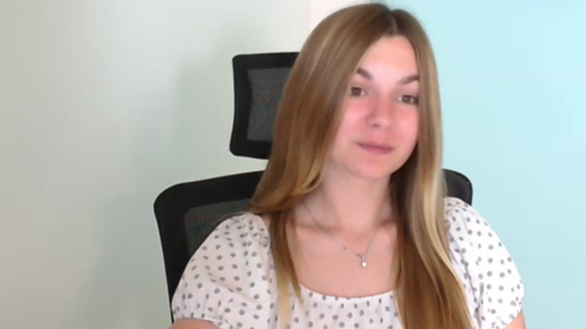 Gallery image thumbnail from Missi_More's myfreecams stream on, 07/23/2023, 01:11 image 8 of 20