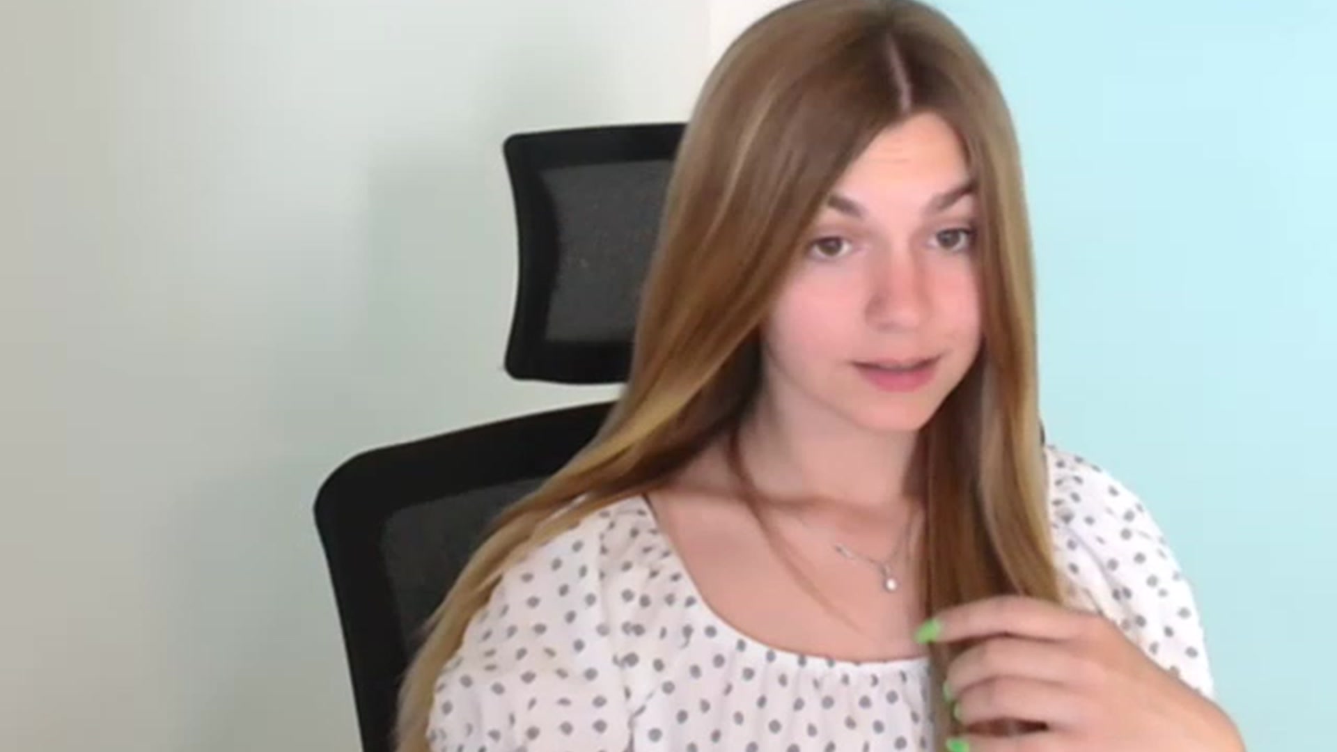 Gallery image thumbnail from Missi_More's myfreecams stream on, 07/23/2023, 01:11 image 6 of 20