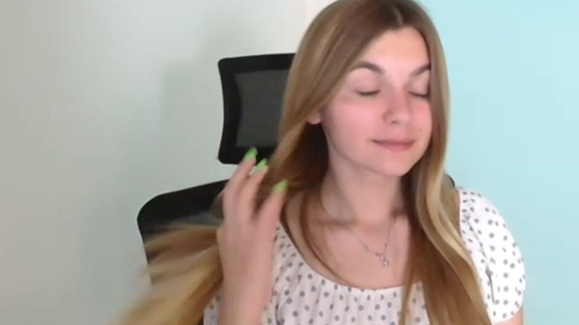 Gallery image thumbnail from Missi_More's myfreecams stream on, 07/23/2023, 01:11 image 2 of 20