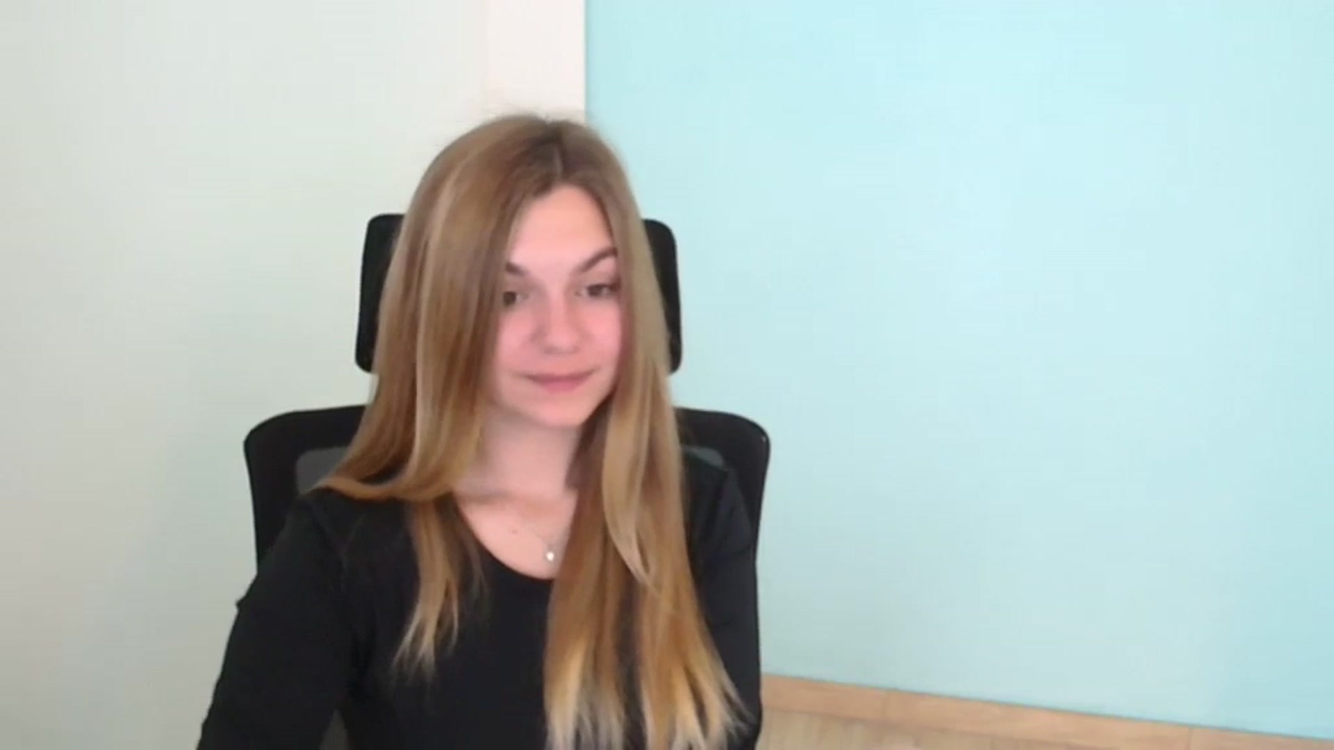 Gallery image thumbnail from Missi_More's myfreecams stream on, 07/24/2023, 08:17 image 20 of 20