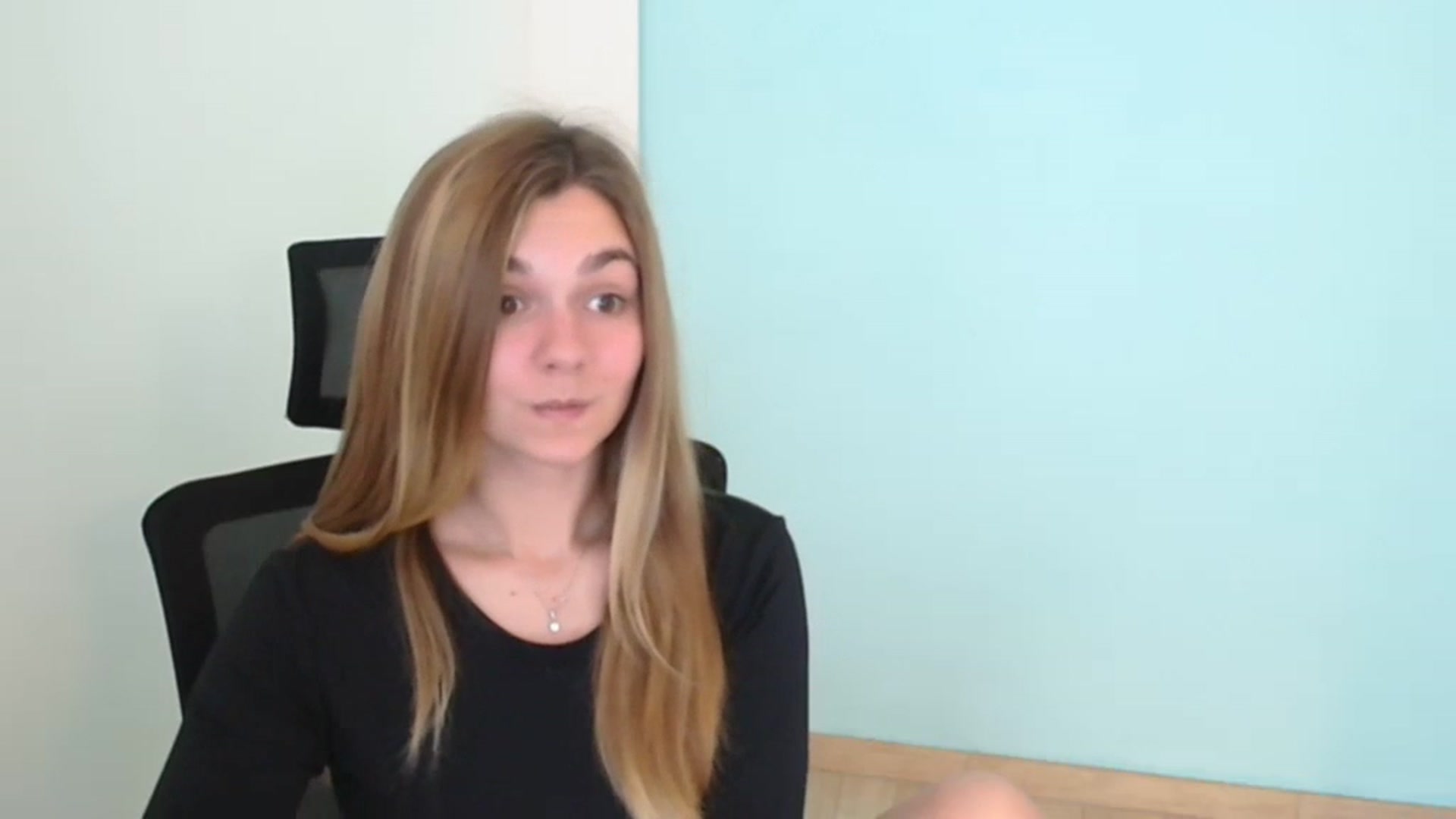 Gallery image thumbnail from Missi_More's myfreecams stream on, 07/24/2023, 08:17 image 15 of 20