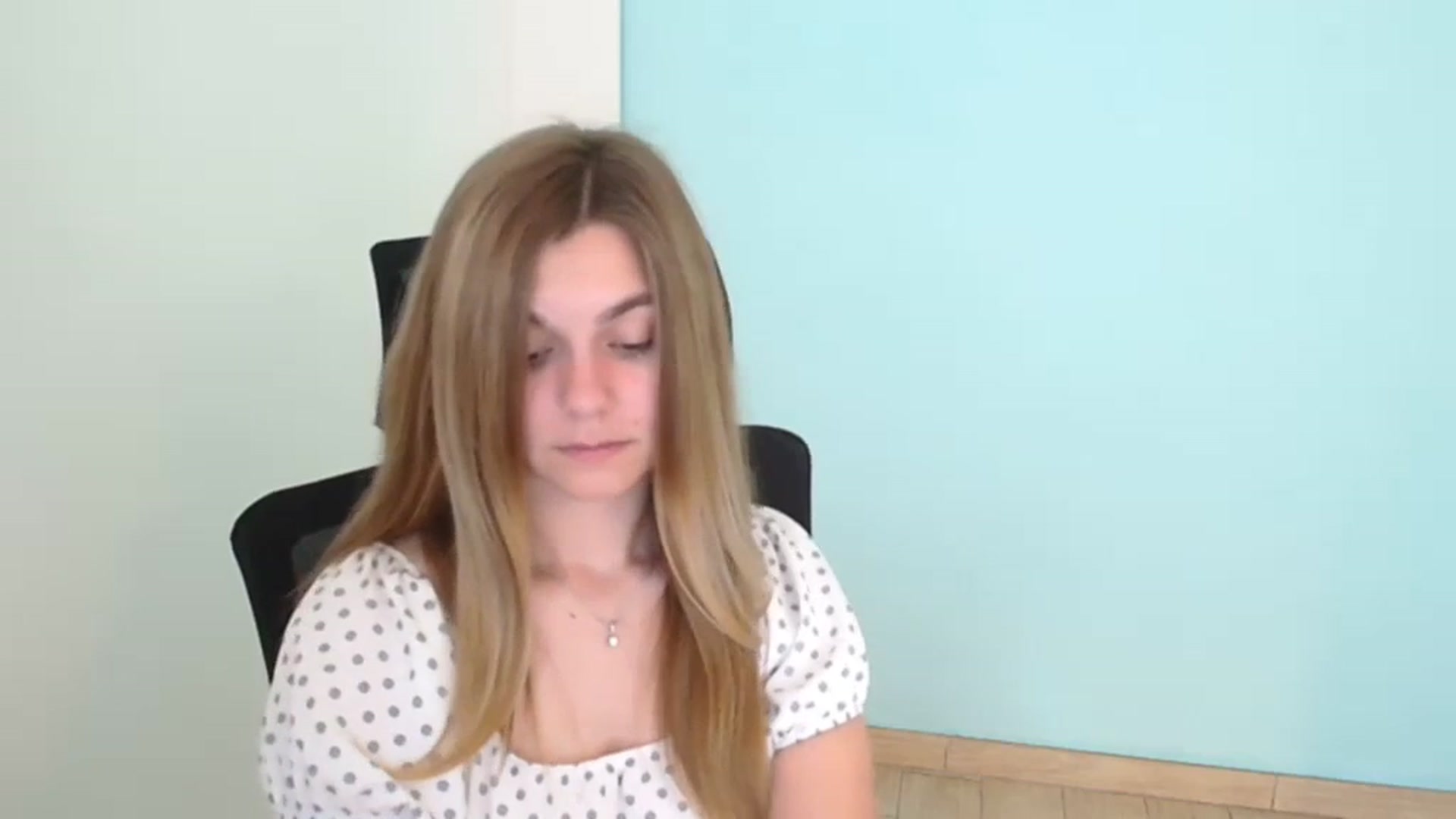 Gallery image thumbnail from Missi_More's myfreecams stream on, 07/24/2023, 10:20 image 2 of 20