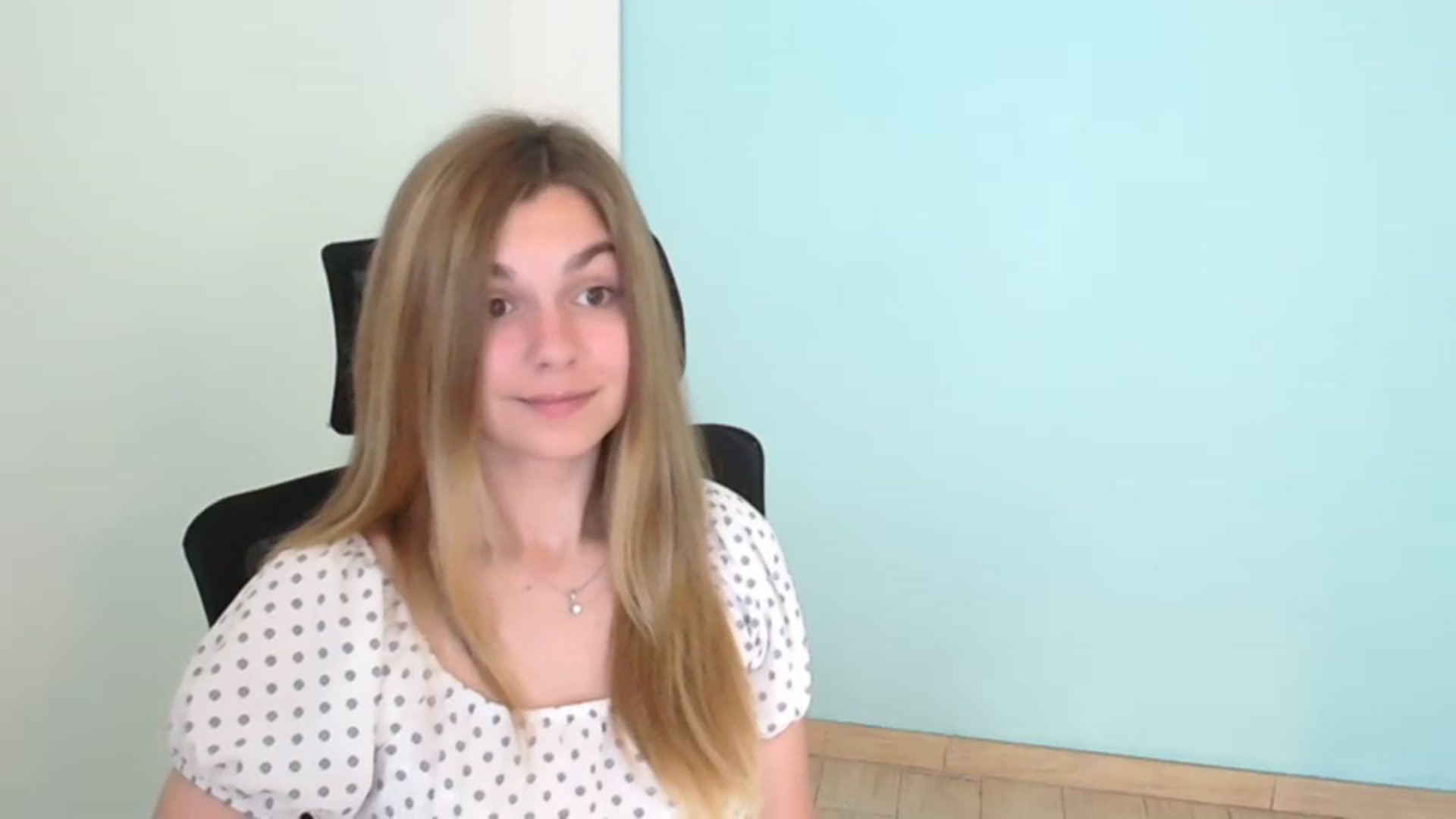 Gallery image thumbnail from Missi_More's myfreecams stream on, 07/24/2023, 10:20 image 5 of 20