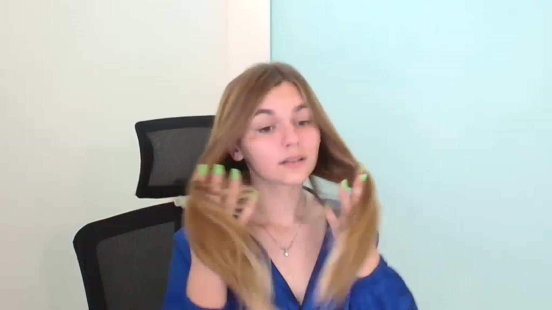 Gallery image thumbnail from Missi_More's myfreecams stream on, 07/25/2023, 06:25 image 11 of 20