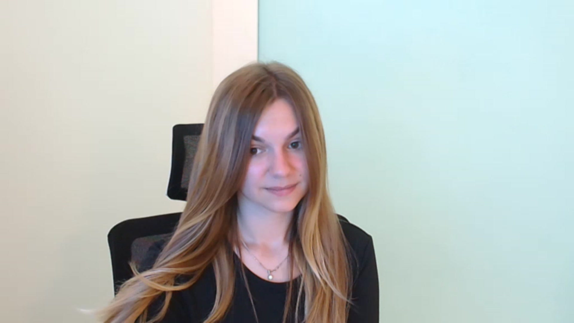 Gallery image thumbnail from Missi_More's myfreecams stream on, 07/25/2023, 07:54 image 5 of 20