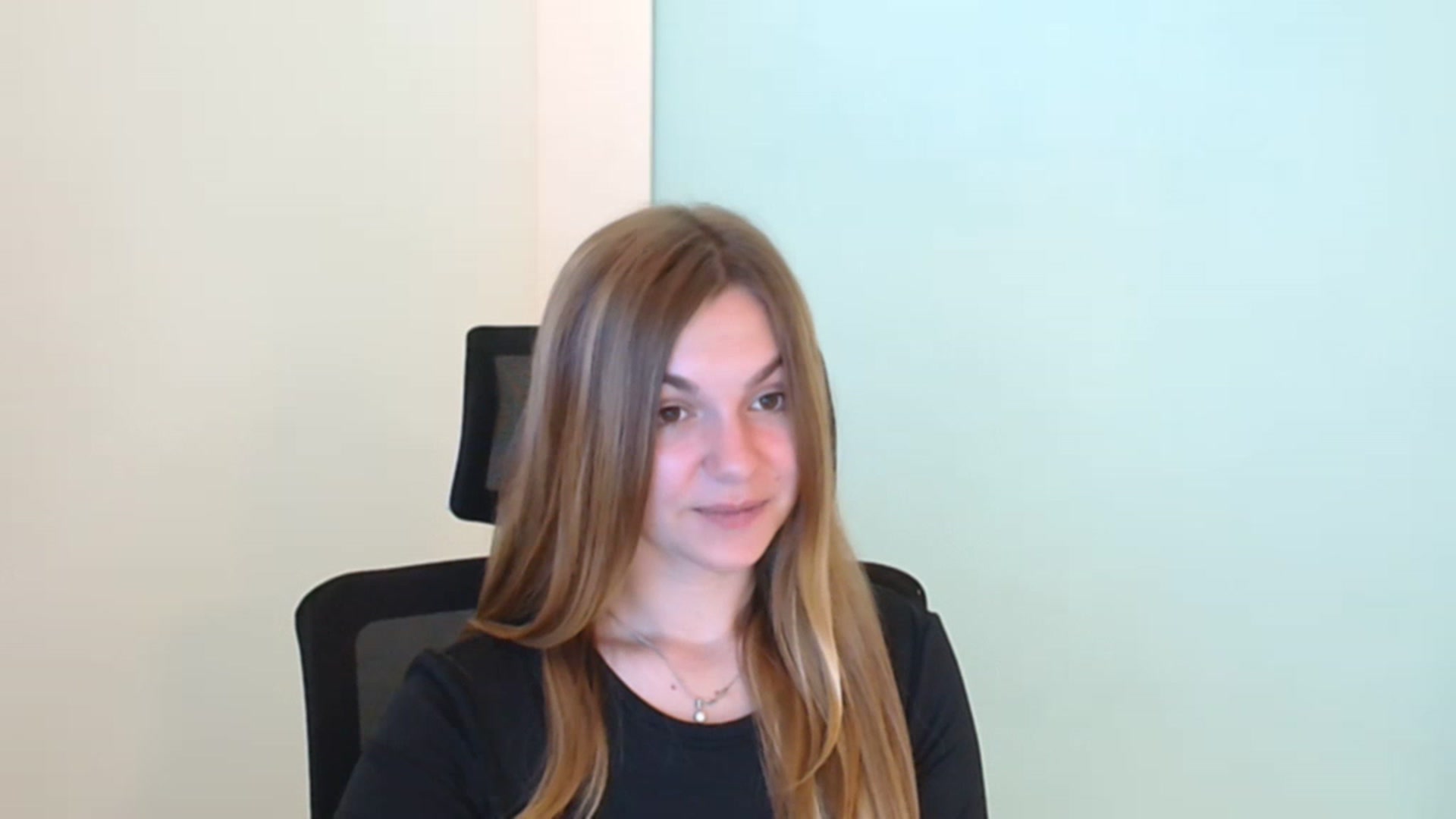 Gallery image thumbnail from Missi_More's myfreecams stream on, 07/25/2023, 07:54 image 9 of 20