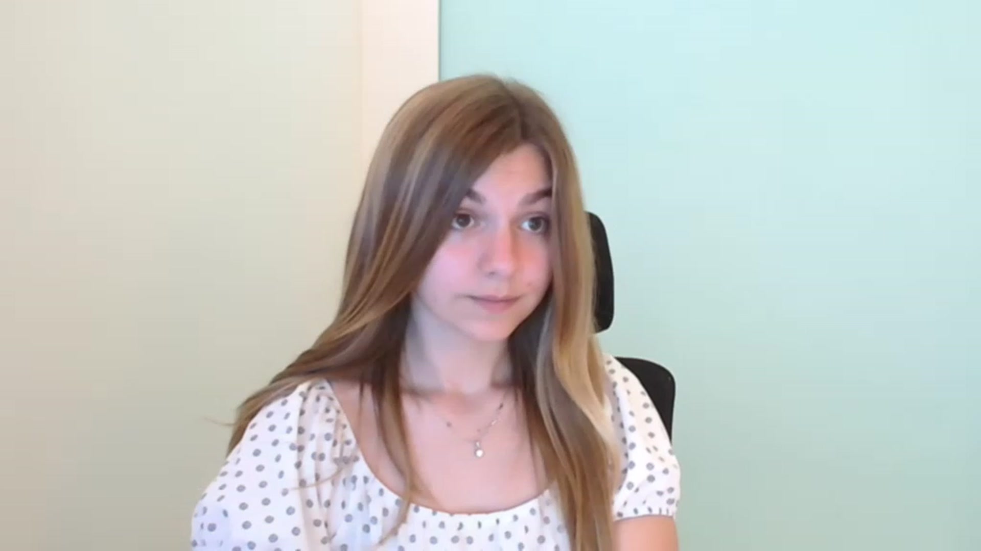 Gallery image thumbnail from Missi_More's myfreecams stream on, 07/25/2023, 07:54 image 17 of 20