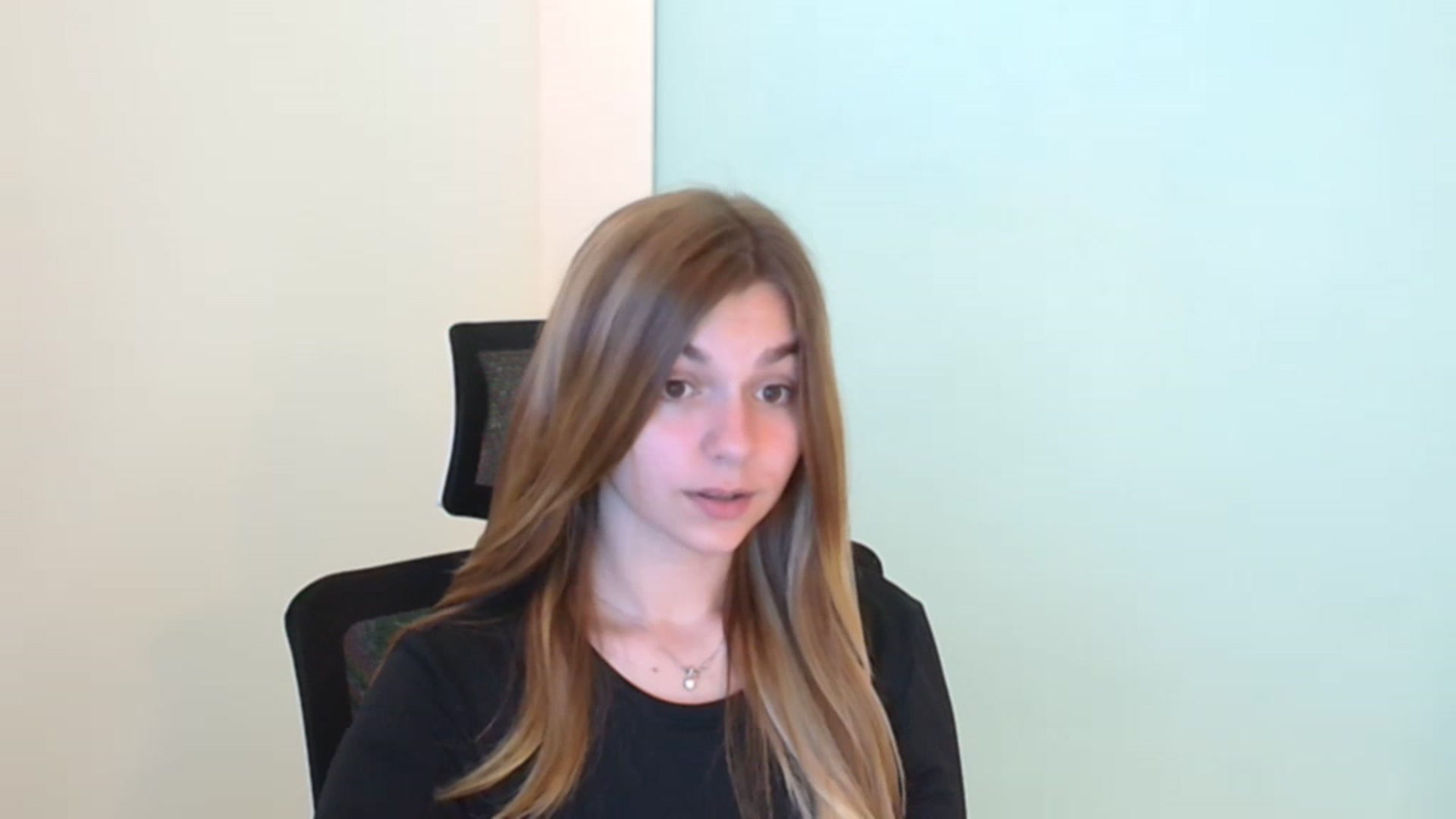 Gallery image thumbnail from Missi_More's myfreecams stream on, 07/25/2023, 07:54 image 12 of 20