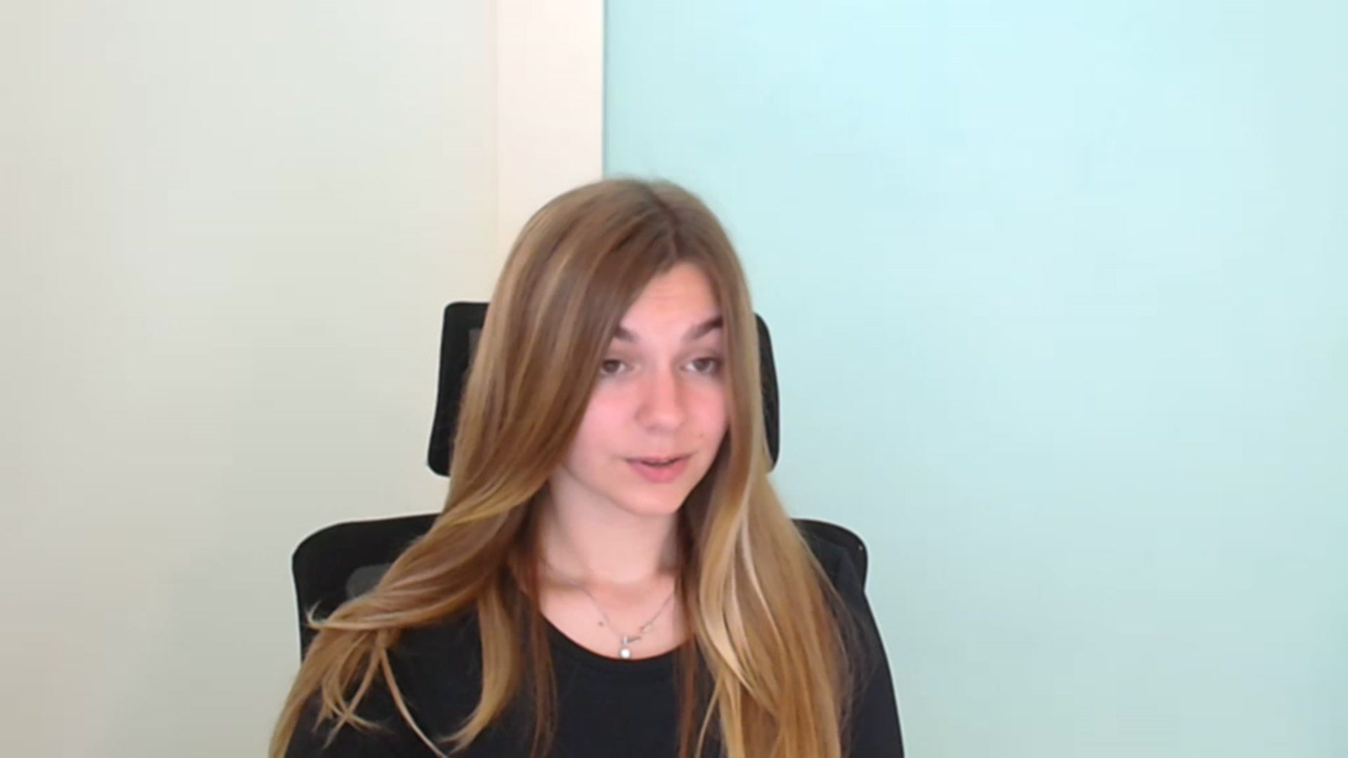 Gallery image thumbnail from Missi_More's myfreecams stream on, 07/25/2023, 07:54 image 6 of 20