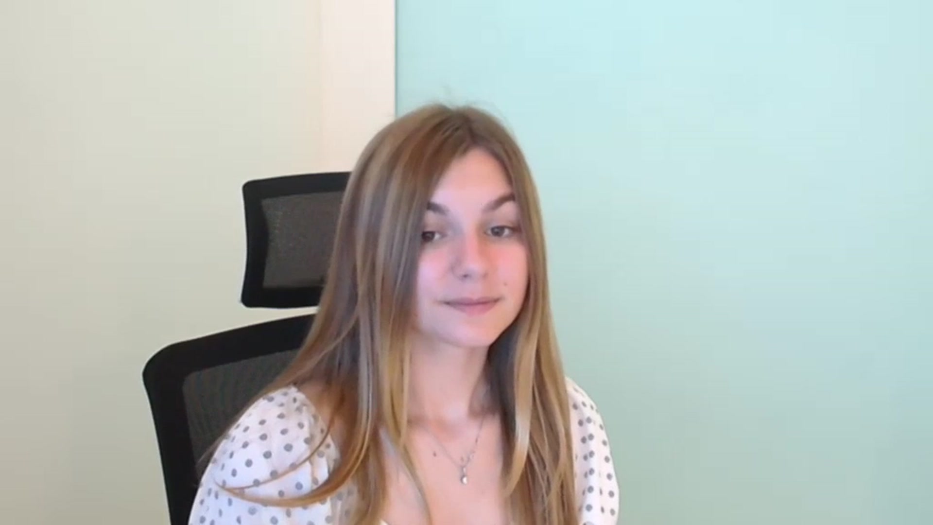 Gallery image thumbnail from Missi_More's myfreecams stream on, 07/25/2023, 08:51 image 20 of 20