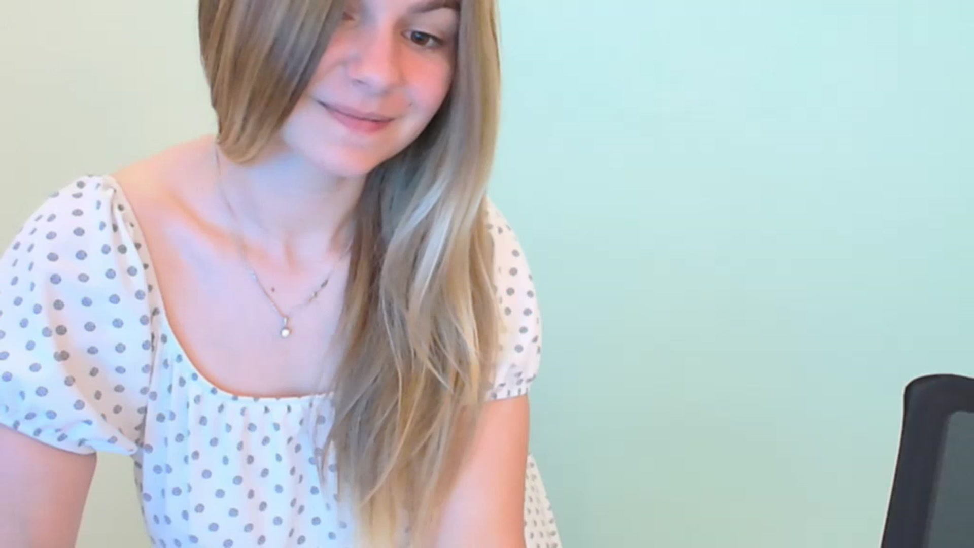 Gallery image thumbnail from Missi_More's myfreecams stream on, 07/25/2023, 08:51 image 8 of 20