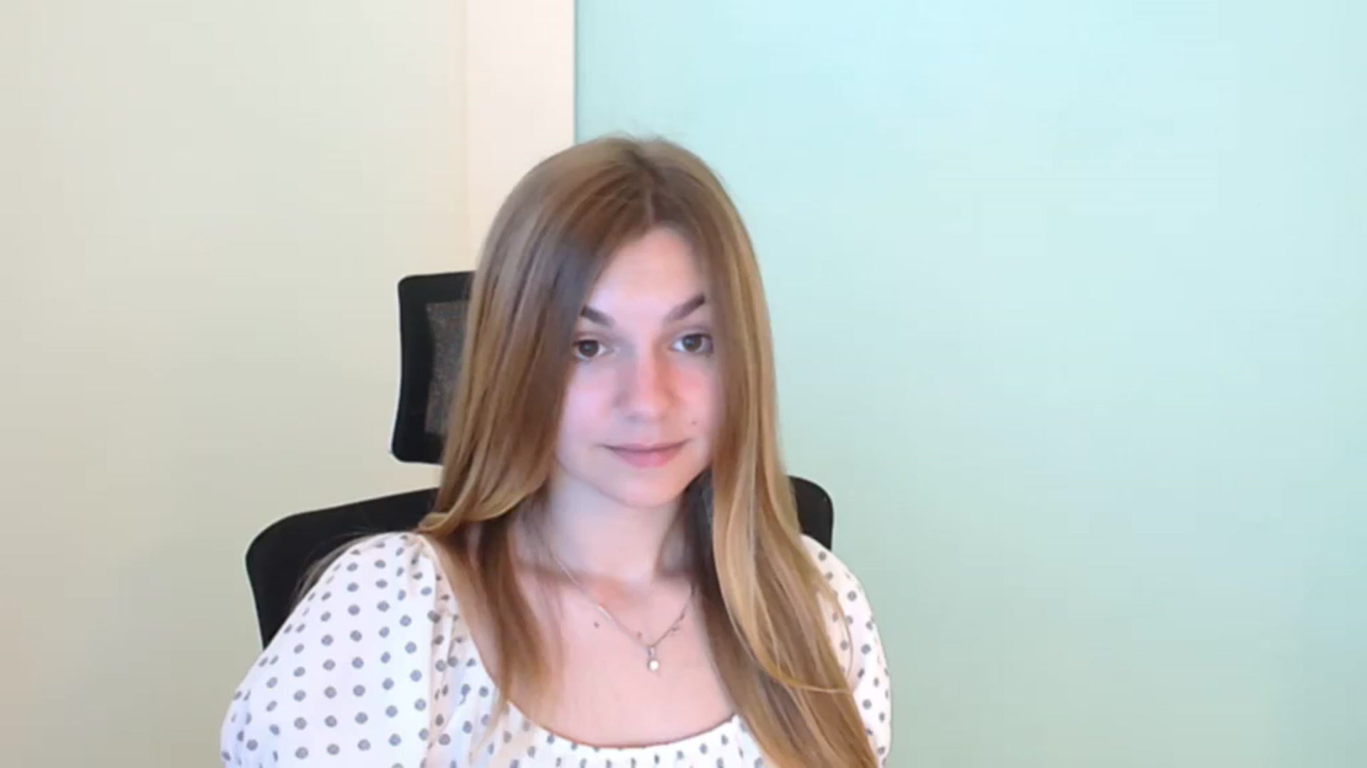 Gallery image thumbnail from Missi_More's myfreecams stream on, 07/25/2023, 08:51 image 3 of 20
