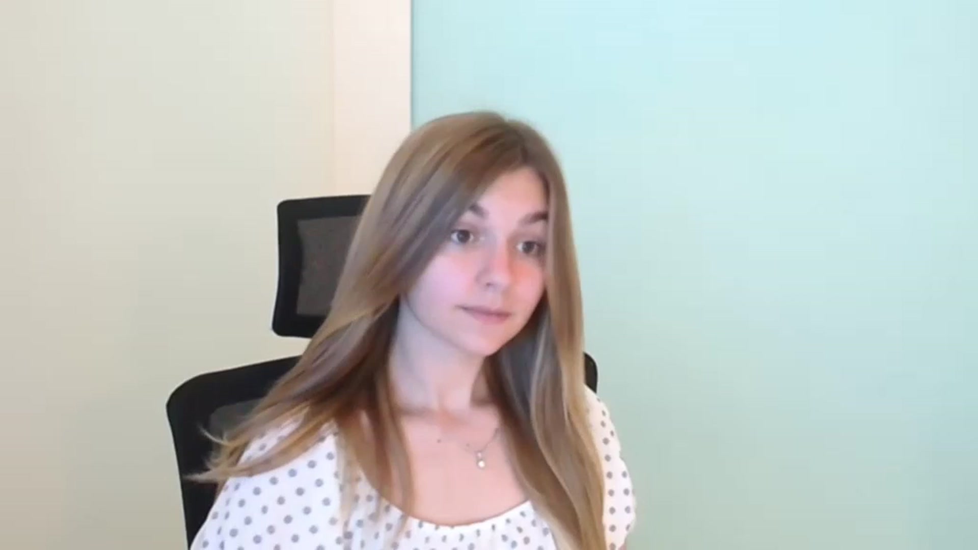Gallery image thumbnail from Missi_More's myfreecams stream on, 07/25/2023, 08:51 image 1 of 20