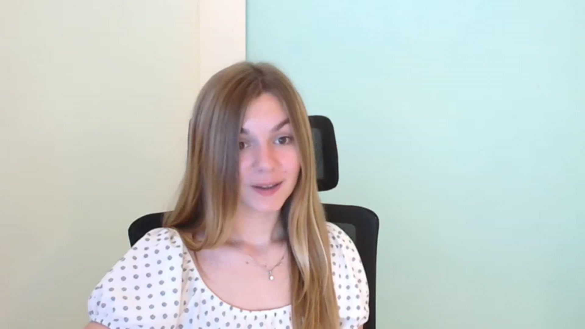 Gallery image thumbnail from Missi_More's myfreecams stream on, 07/25/2023, 08:51 image 5 of 20