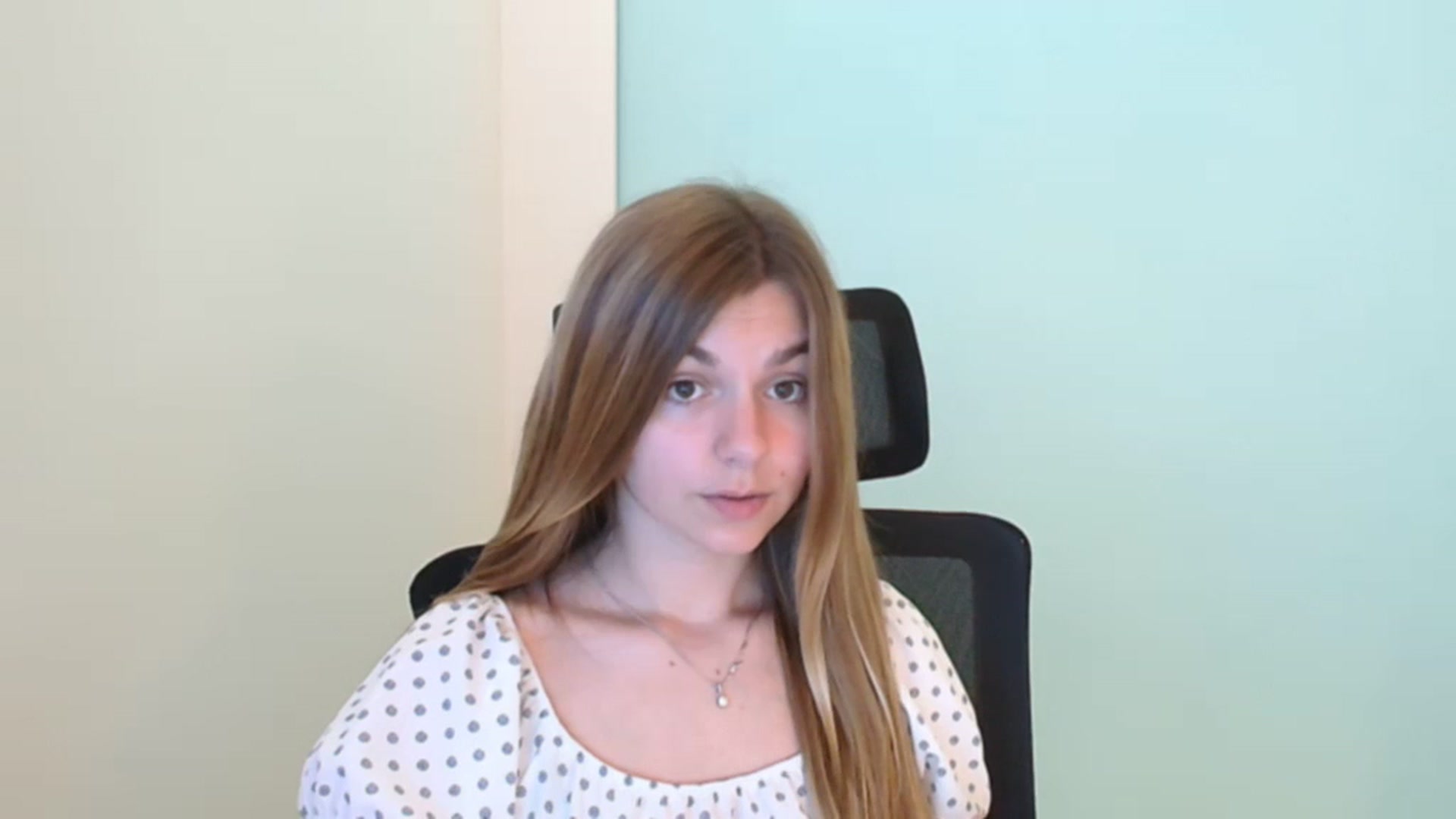 Gallery image thumbnail from Missi_More's myfreecams stream on, 07/25/2023, 08:51 image 12 of 20