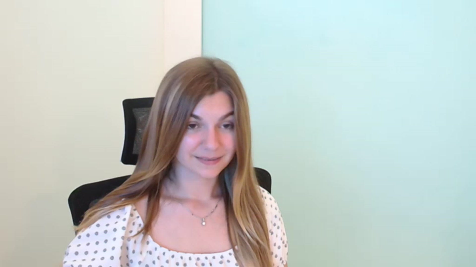 Gallery image thumbnail from Missi_More's myfreecams stream on, 07/25/2023, 10:44 image 6 of 20