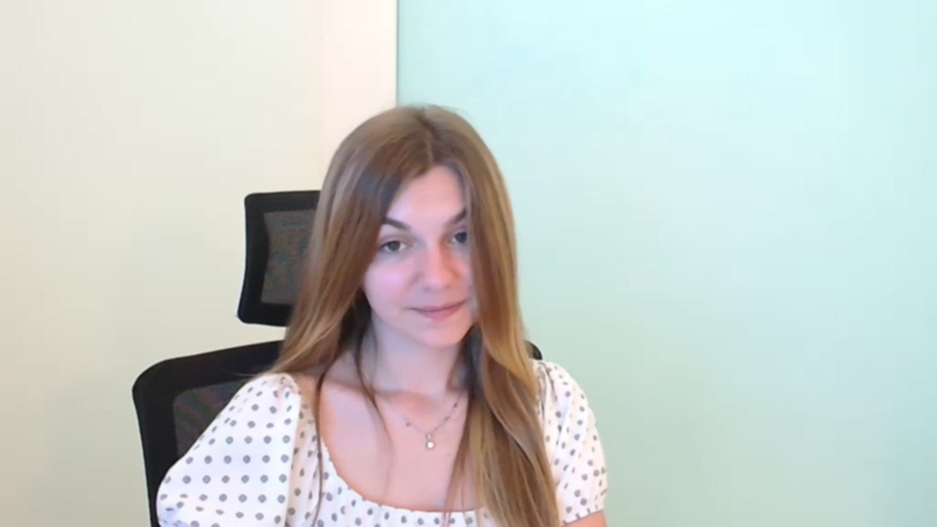Gallery image thumbnail from Missi_More's myfreecams stream on, 07/25/2023, 10:44 image 17 of 20