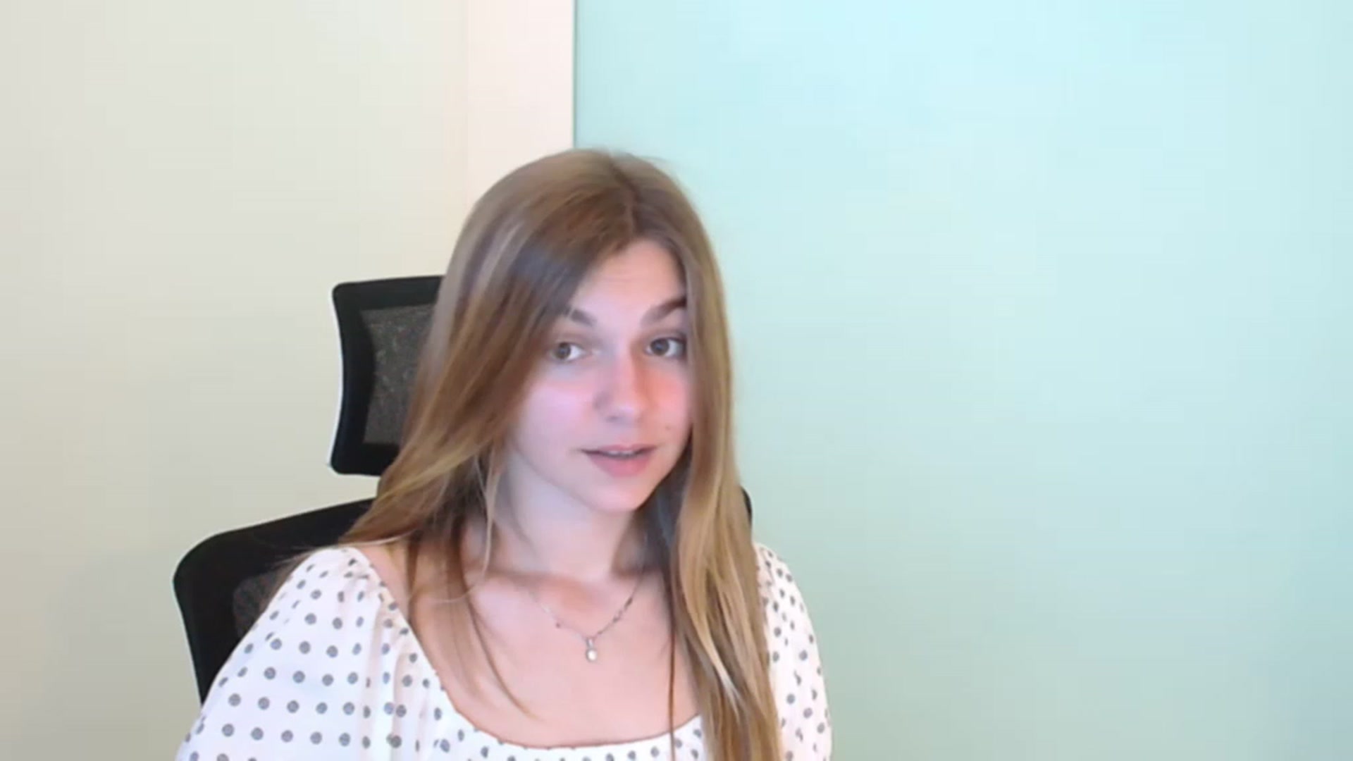 Gallery image thumbnail from Missi_More's myfreecams stream on, 07/25/2023, 10:44 image 2 of 20