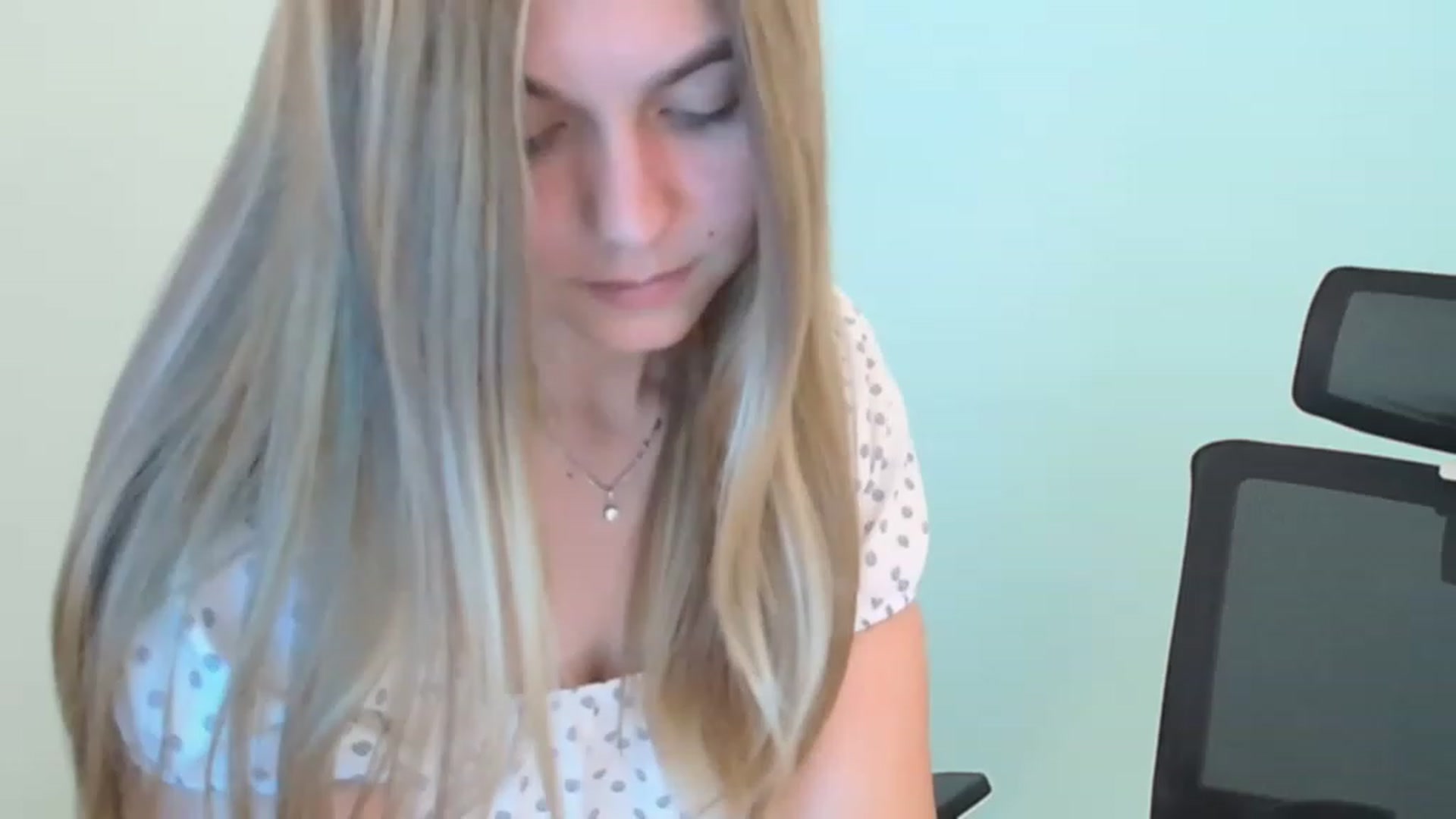 Gallery image thumbnail from Missi_More's myfreecams stream on, 07/25/2023, 10:44 image 19 of 20