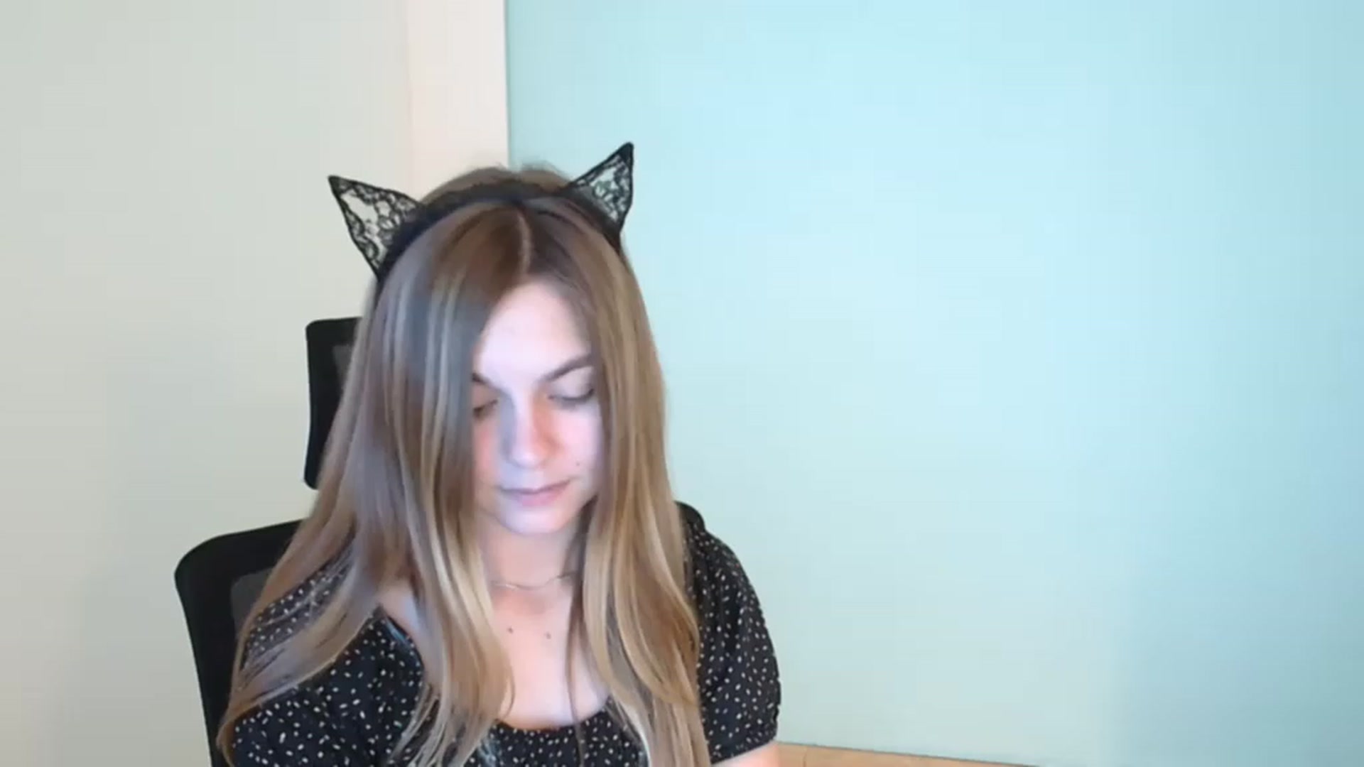 Gallery image thumbnail from Missi_More's myfreecams stream on, 07/27/2023, 10:14 image 18 of 20
