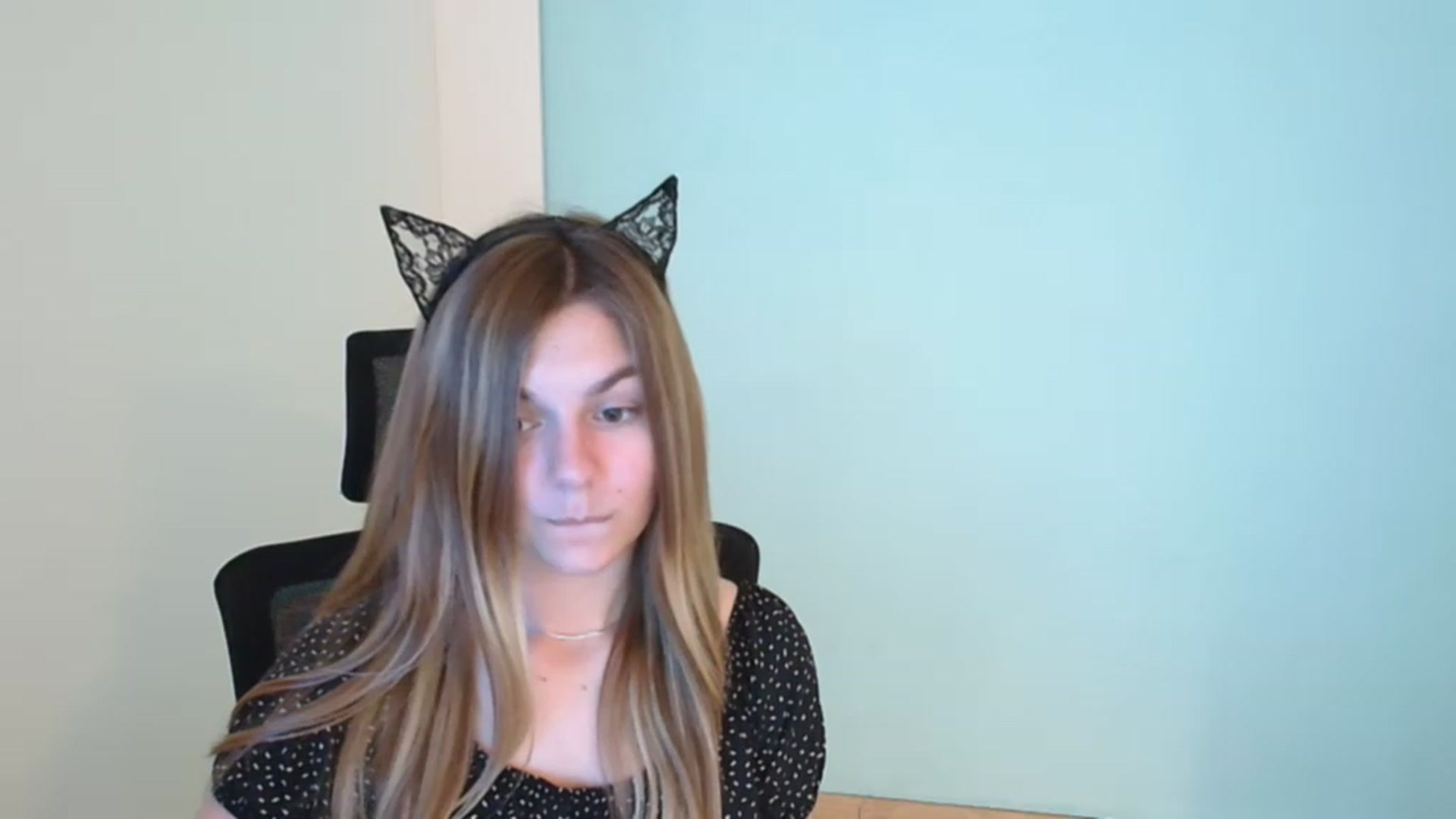 Gallery image thumbnail from Missi_More's myfreecams stream on, 07/27/2023, 10:14 image 11 of 20
