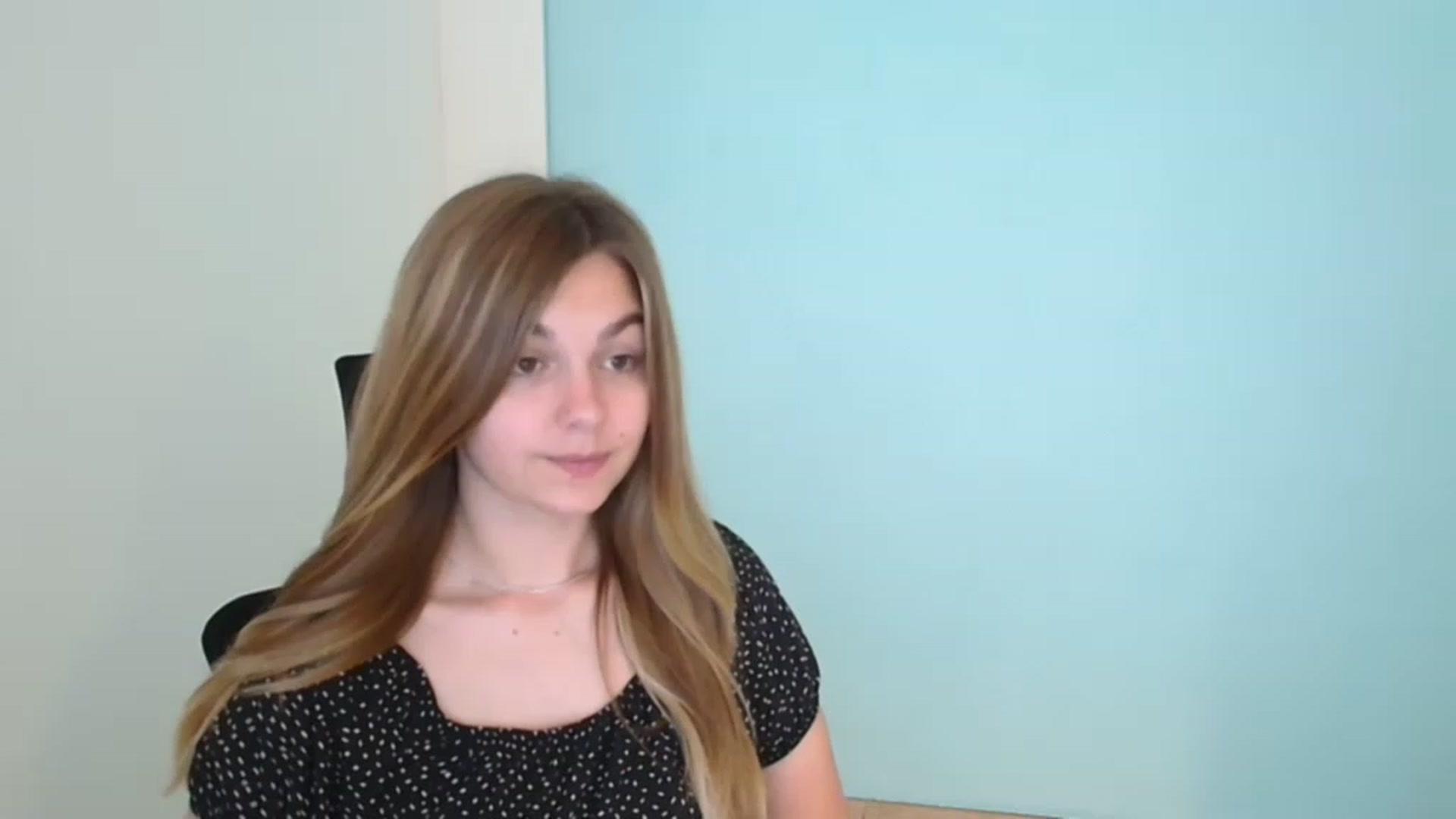 Gallery image thumbnail from Missi_More's myfreecams stream on, 07/27/2023, 10:14 image 1 of 20