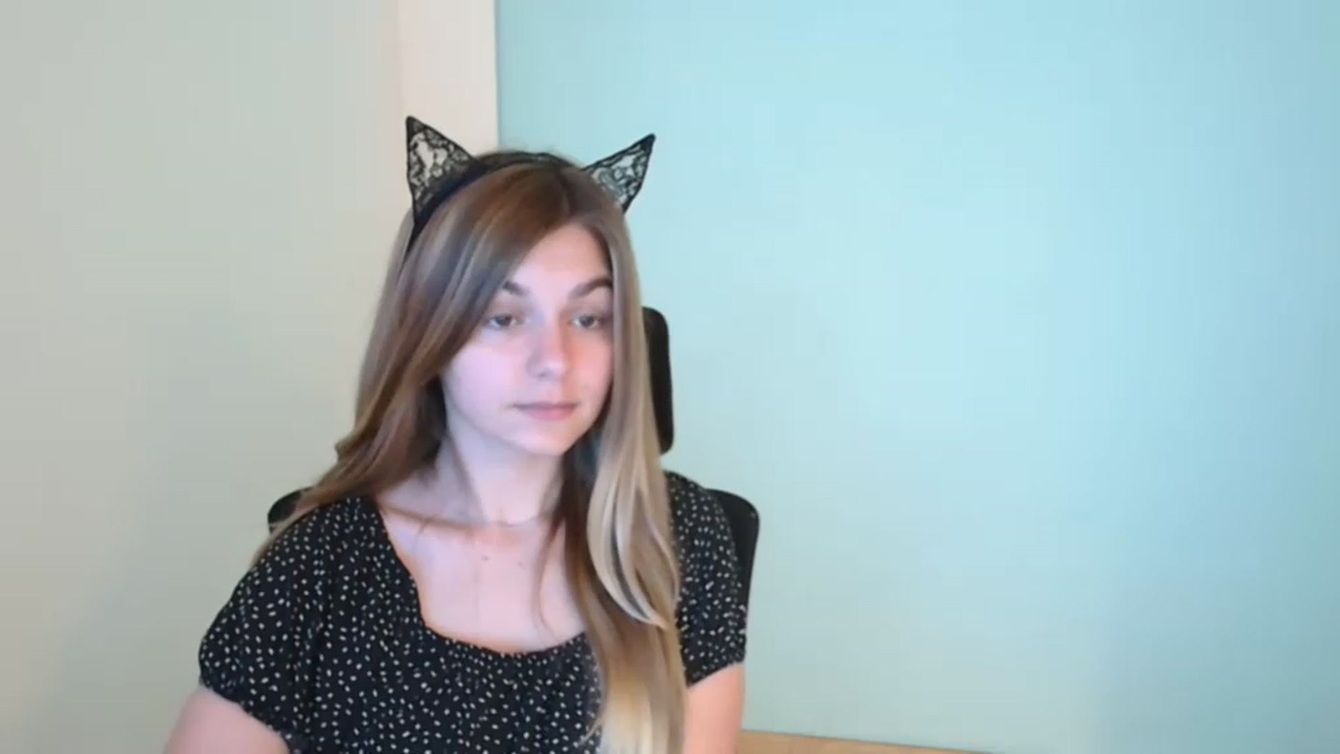 Gallery image thumbnail from Missi_More's myfreecams stream on, 07/27/2023, 10:14 image 8 of 20
