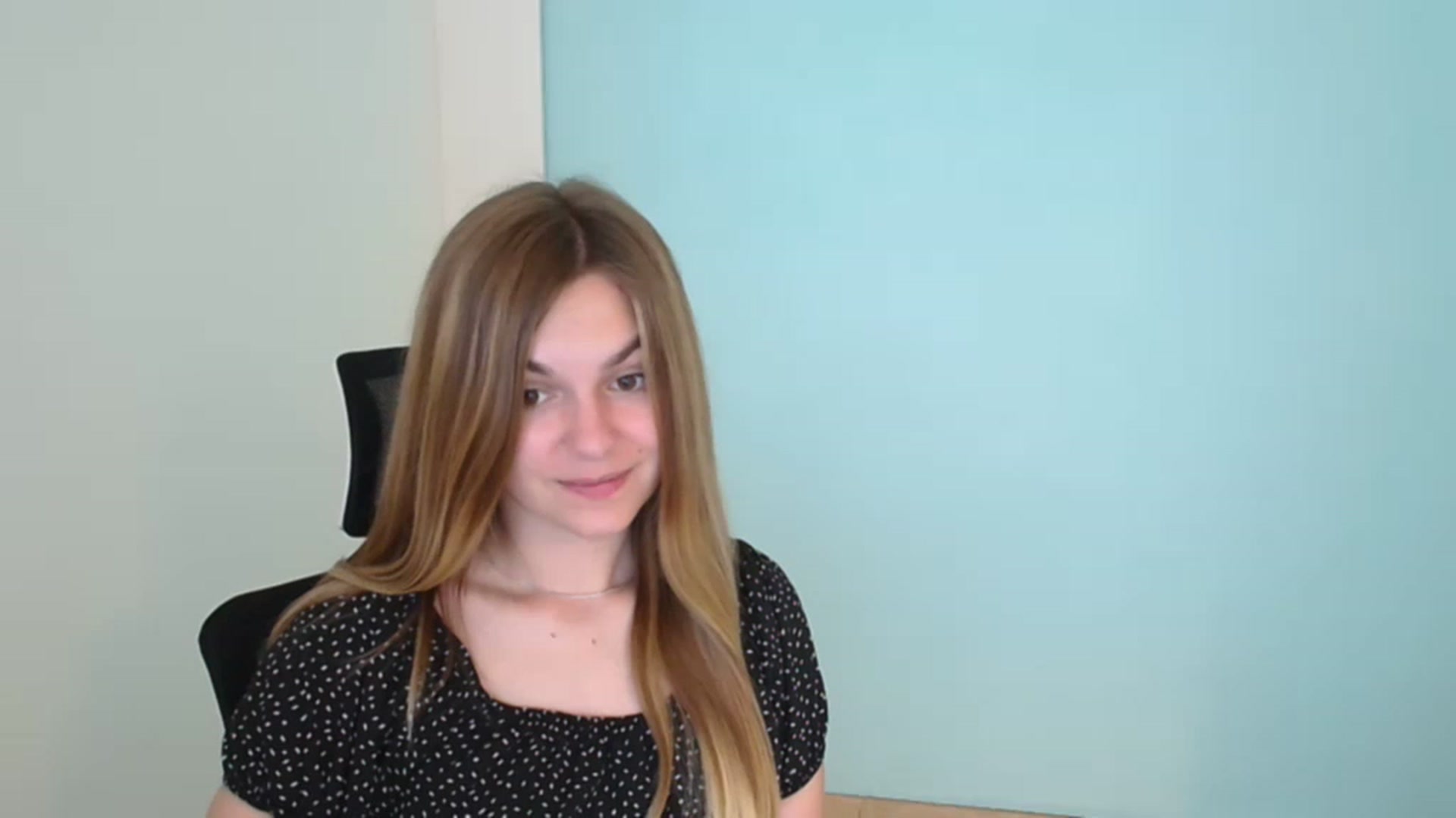 Gallery image thumbnail from Missi_More's myfreecams stream on, 07/27/2023, 10:14 image 3 of 20