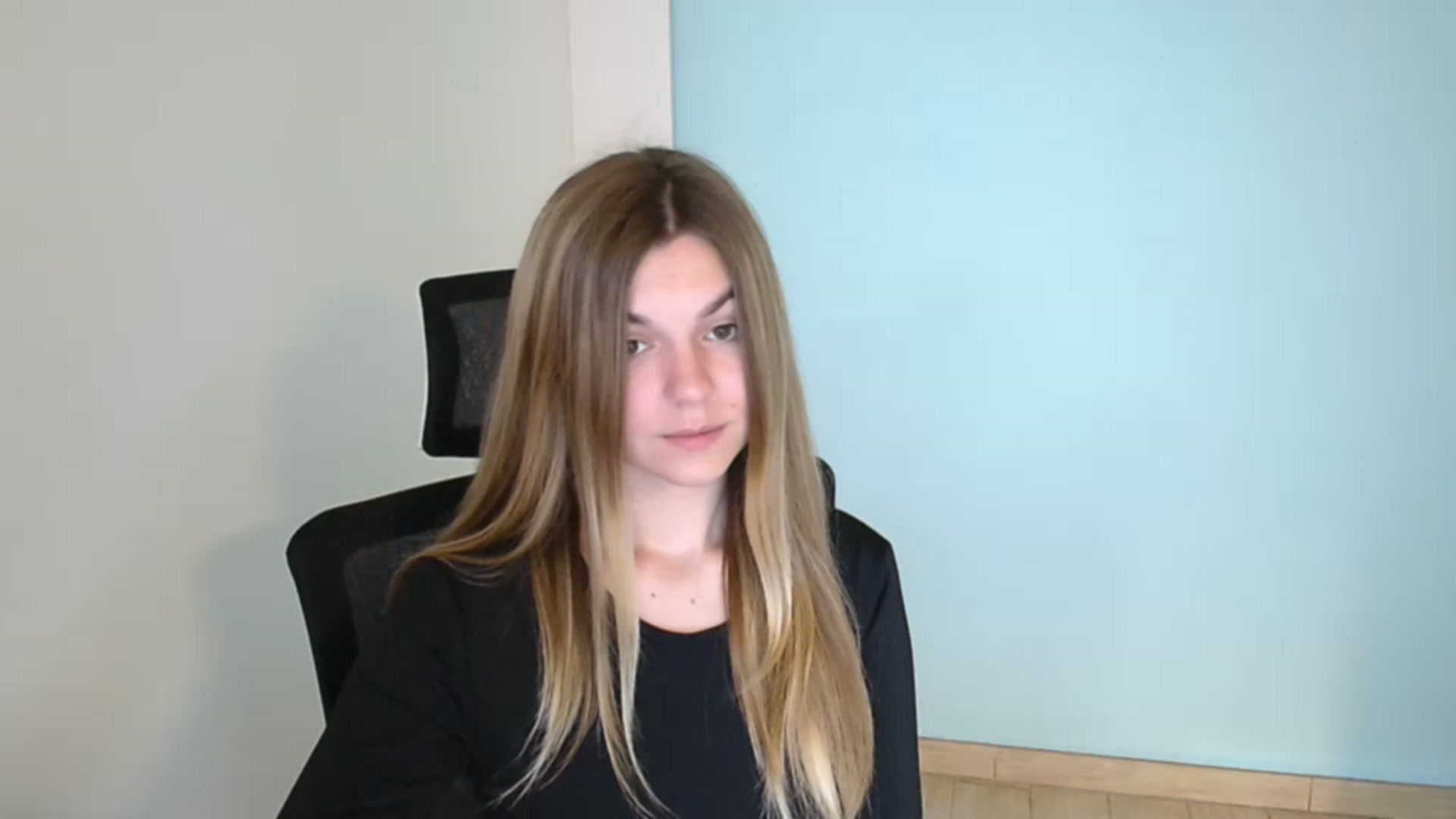 Gallery image thumbnail from Missi_More's myfreecams stream on, 07/30/2023, 19:16 image 17 of 20