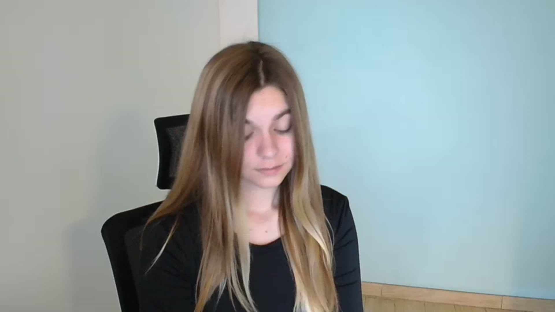 Gallery image thumbnail from Missi_More's myfreecams stream on, 07/30/2023, 19:16 image 6 of 20