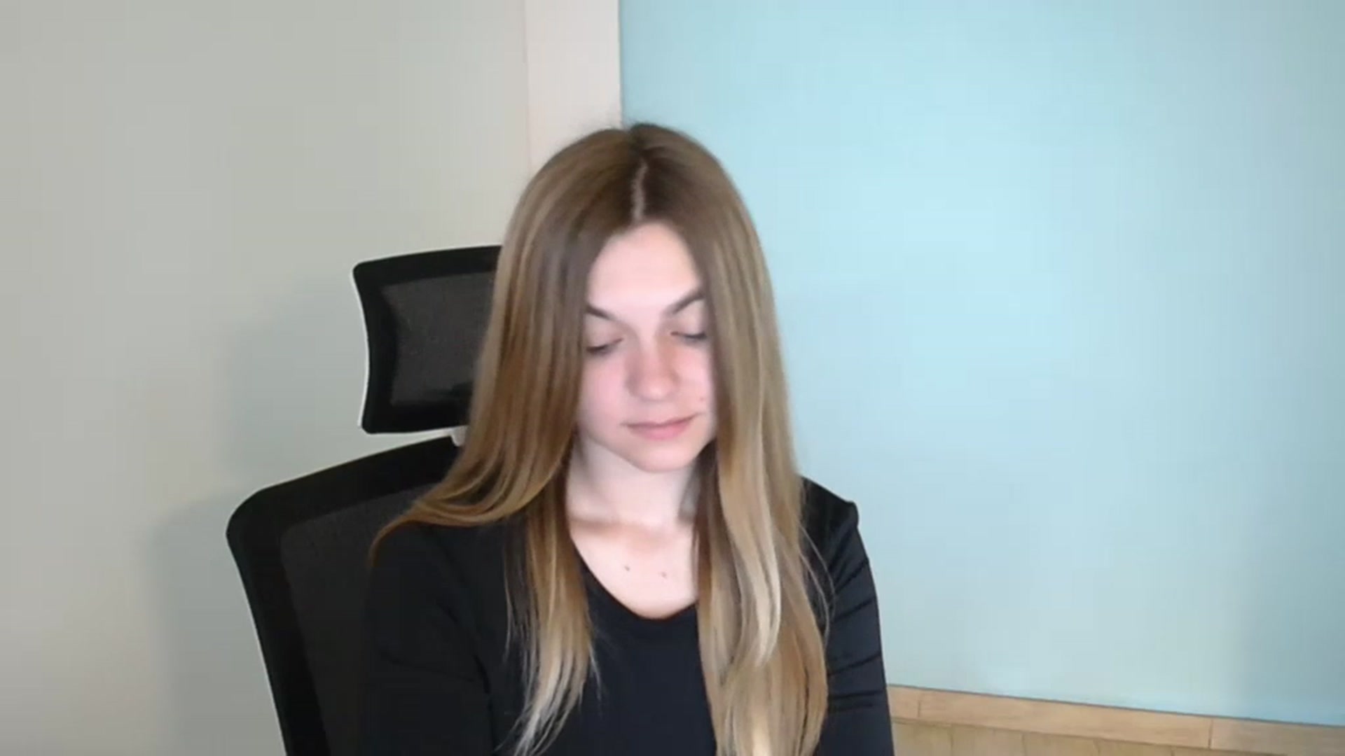 Gallery image thumbnail from Missi_More's myfreecams stream on, 07/30/2023, 19:16 image 15 of 20