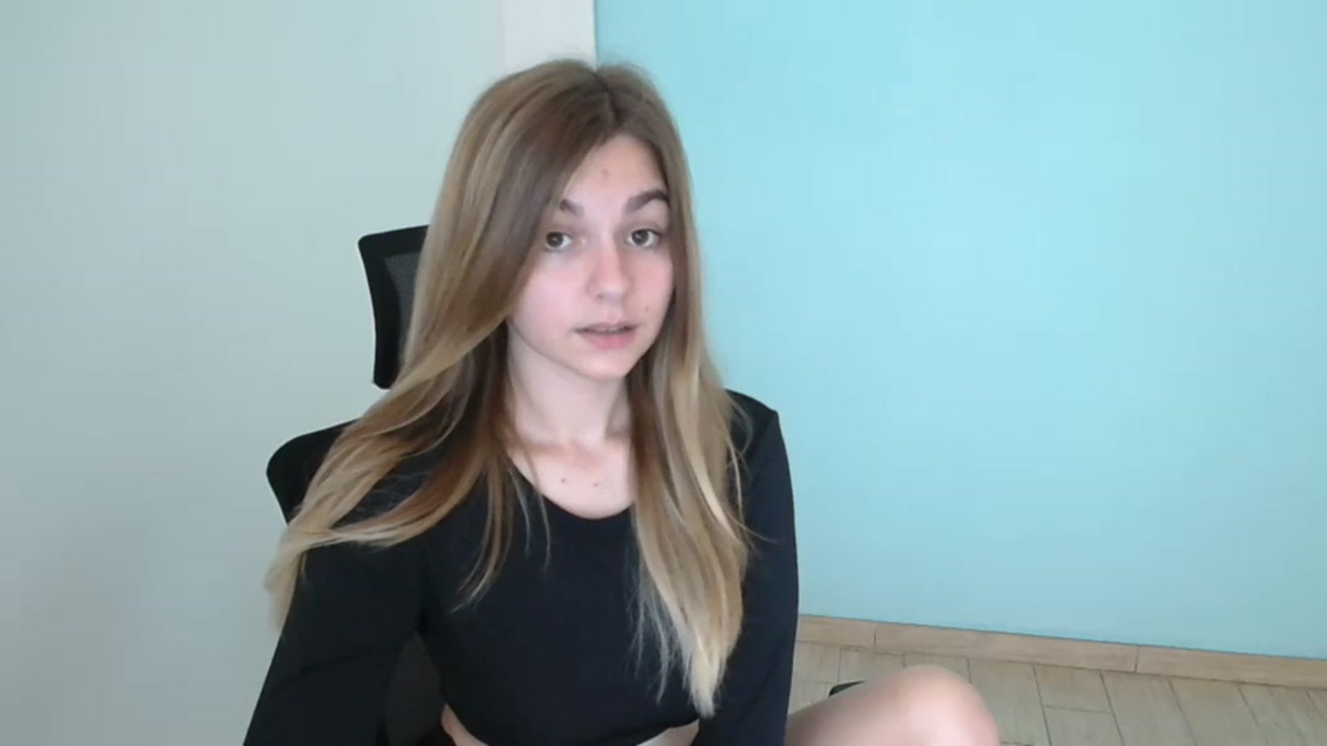 Gallery image thumbnail from Missi_More's myfreecams stream on, 08/03/2023, 08:26 image 18 of 20