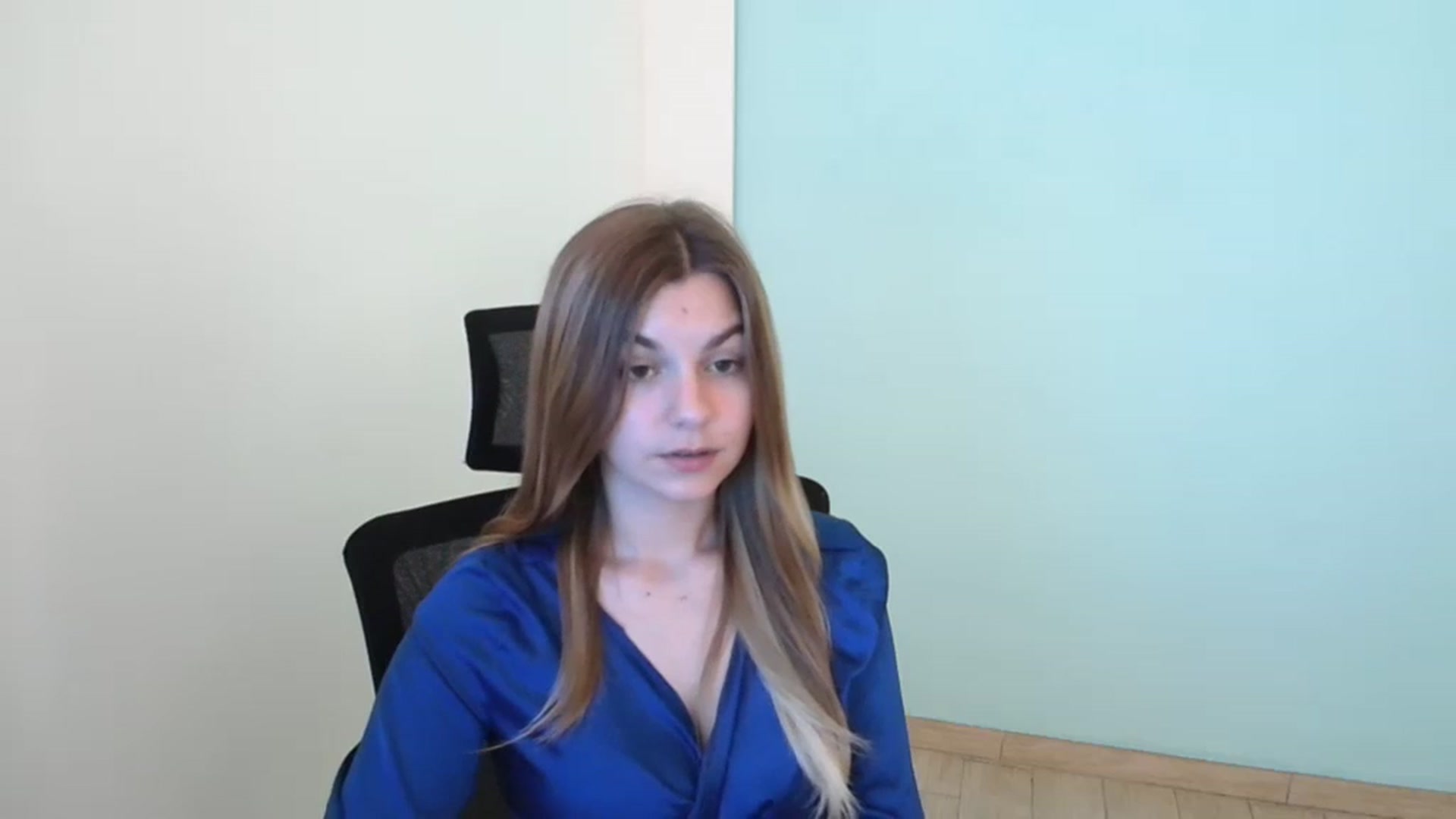 Gallery image thumbnail from Missi_More's myfreecams stream on, 08/04/2023, 10:49 image 2 of 20
