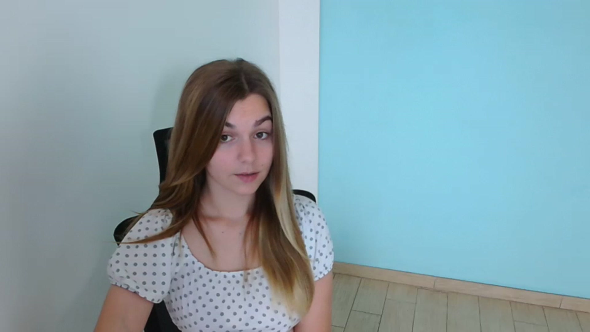 Gallery image thumbnail from Missi_More's myfreecams stream on, 08/07/2023, 11:07 image 14 of 20