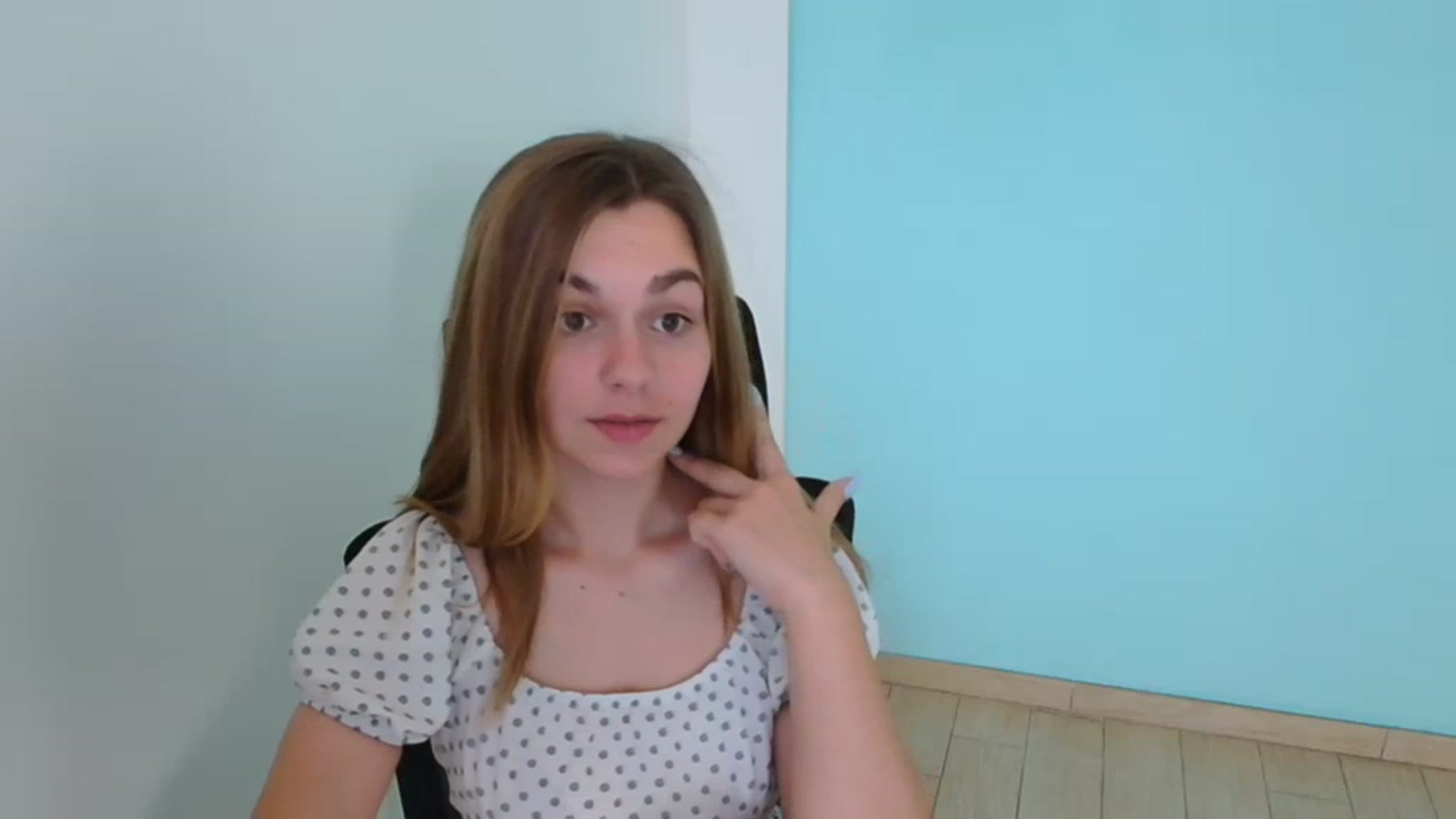 Gallery image thumbnail from Missi_More's myfreecams stream on, 08/07/2023, 11:07 image 4 of 20