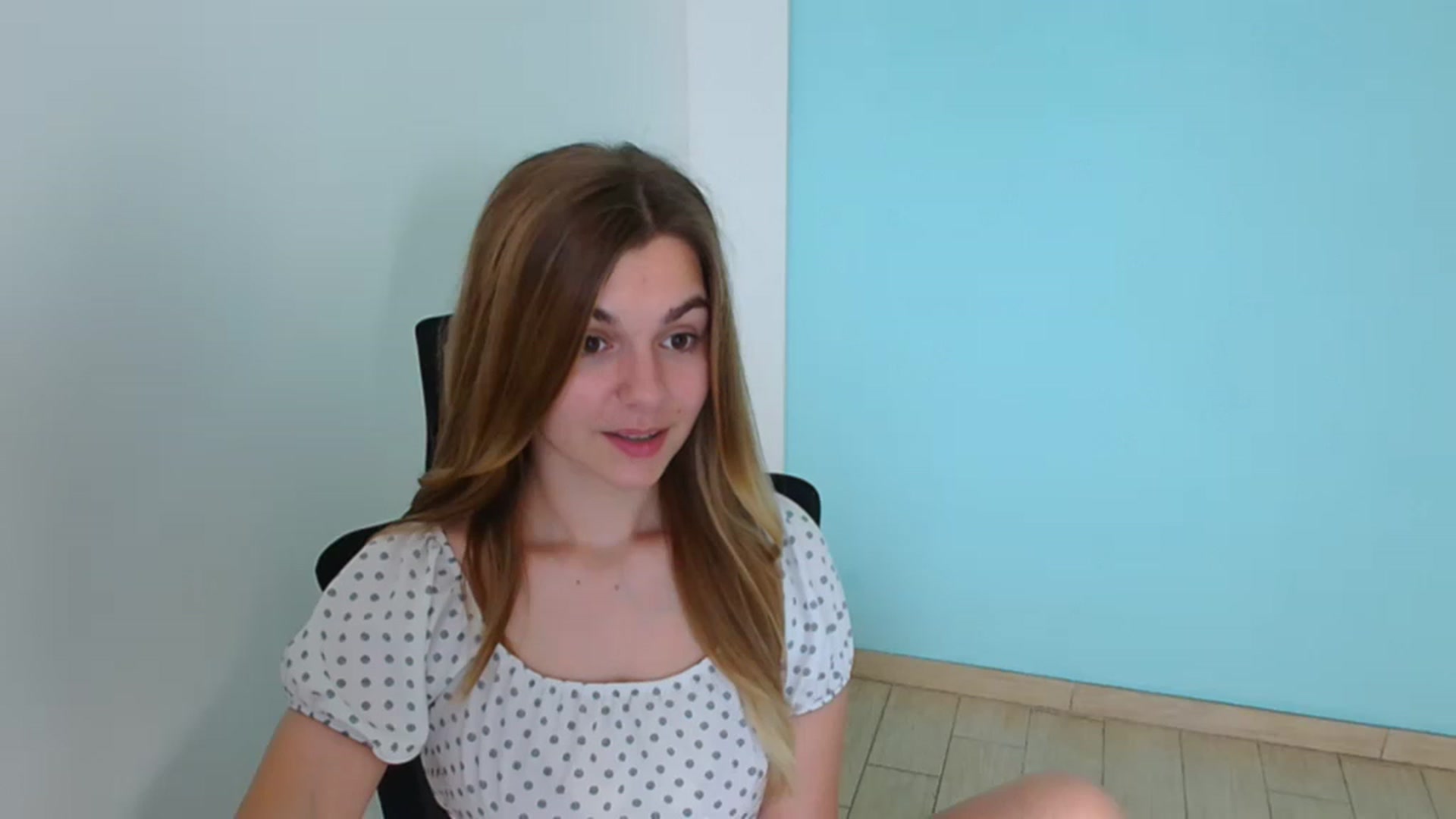 Gallery image thumbnail from Missi_More's myfreecams stream on, 08/07/2023, 11:07 image 6 of 20